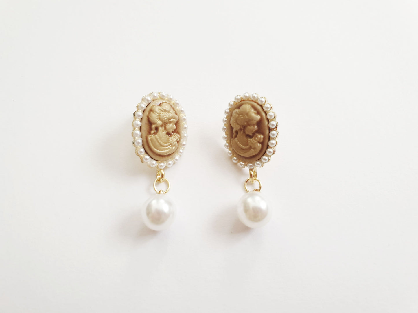 The Parisian Chic Earrings