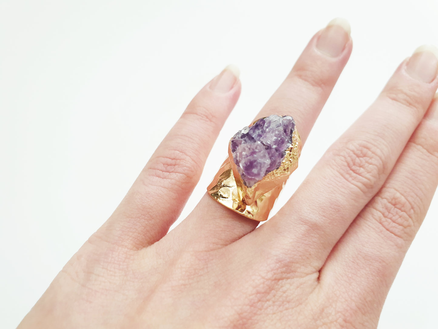 The Luxurious Violet Druze Ring