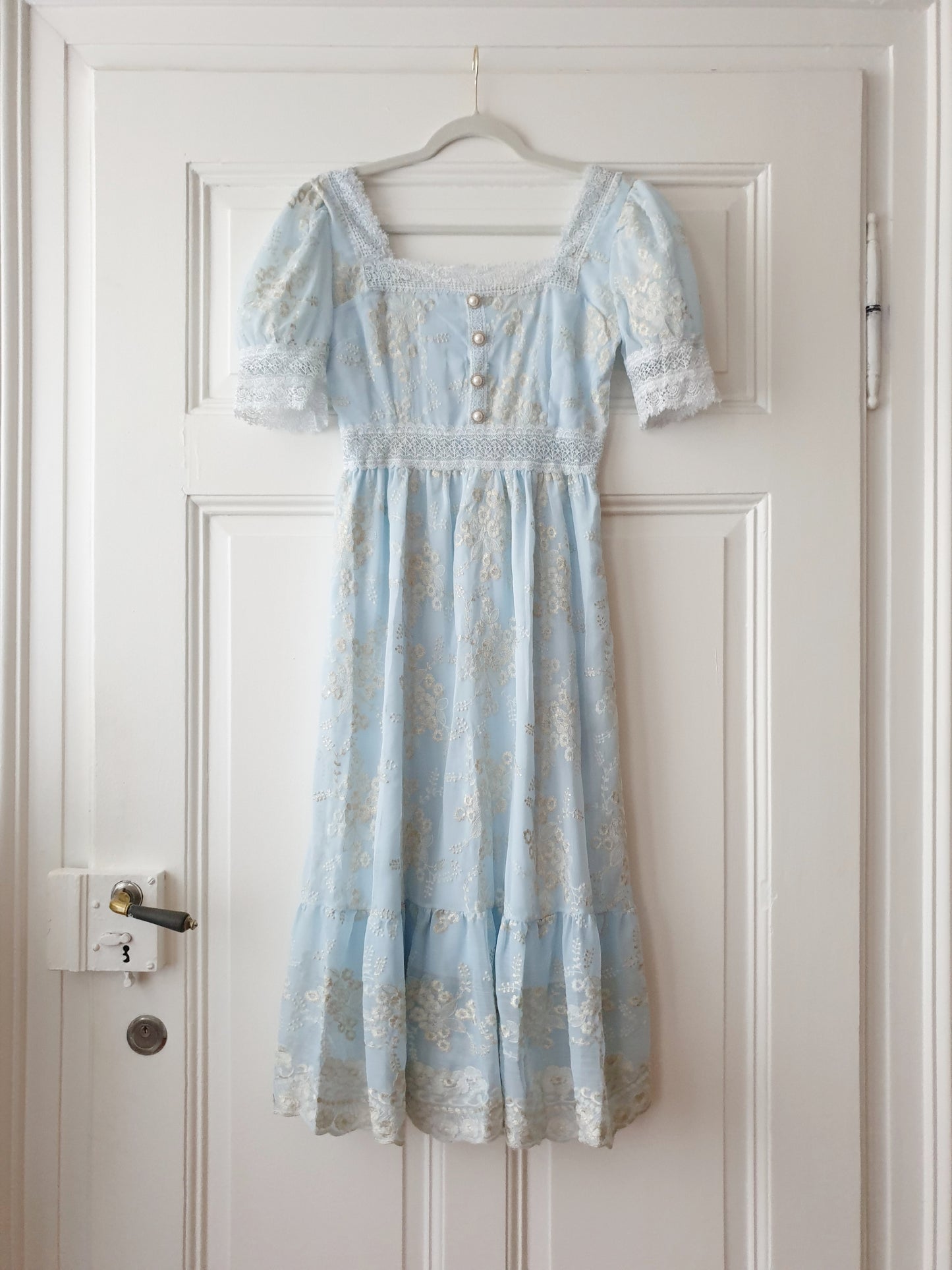 The Short-sleeved Ariel Dress