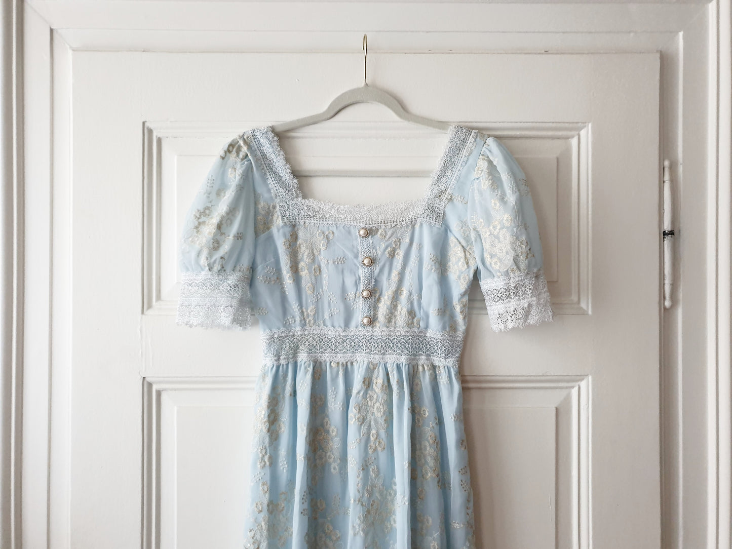 The Short-sleeved Ariel Dress