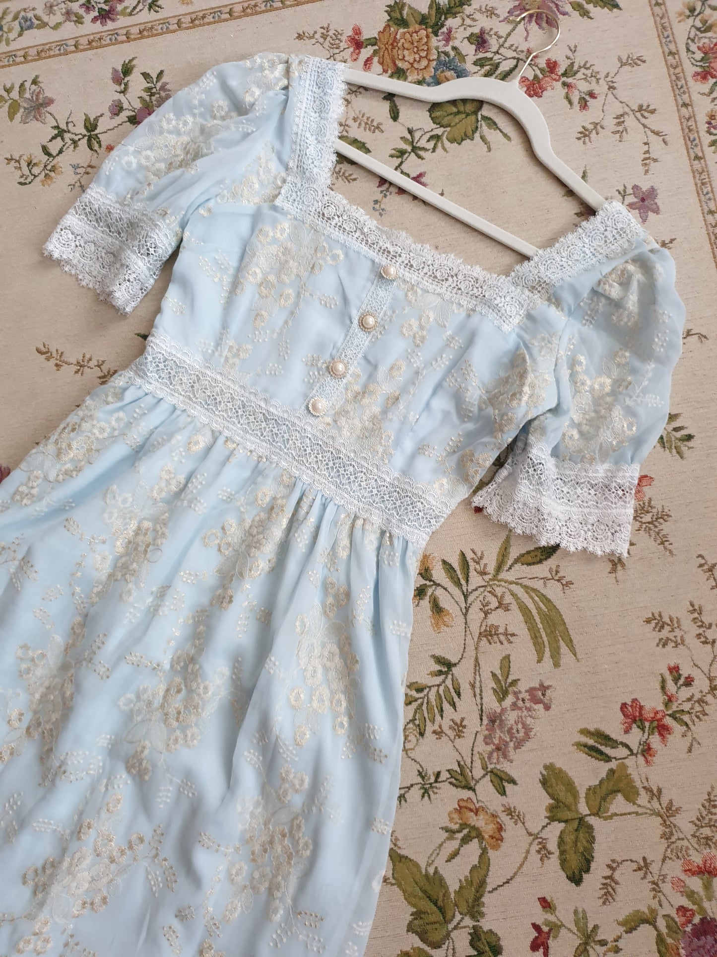 The Short-sleeved Ariel Dress