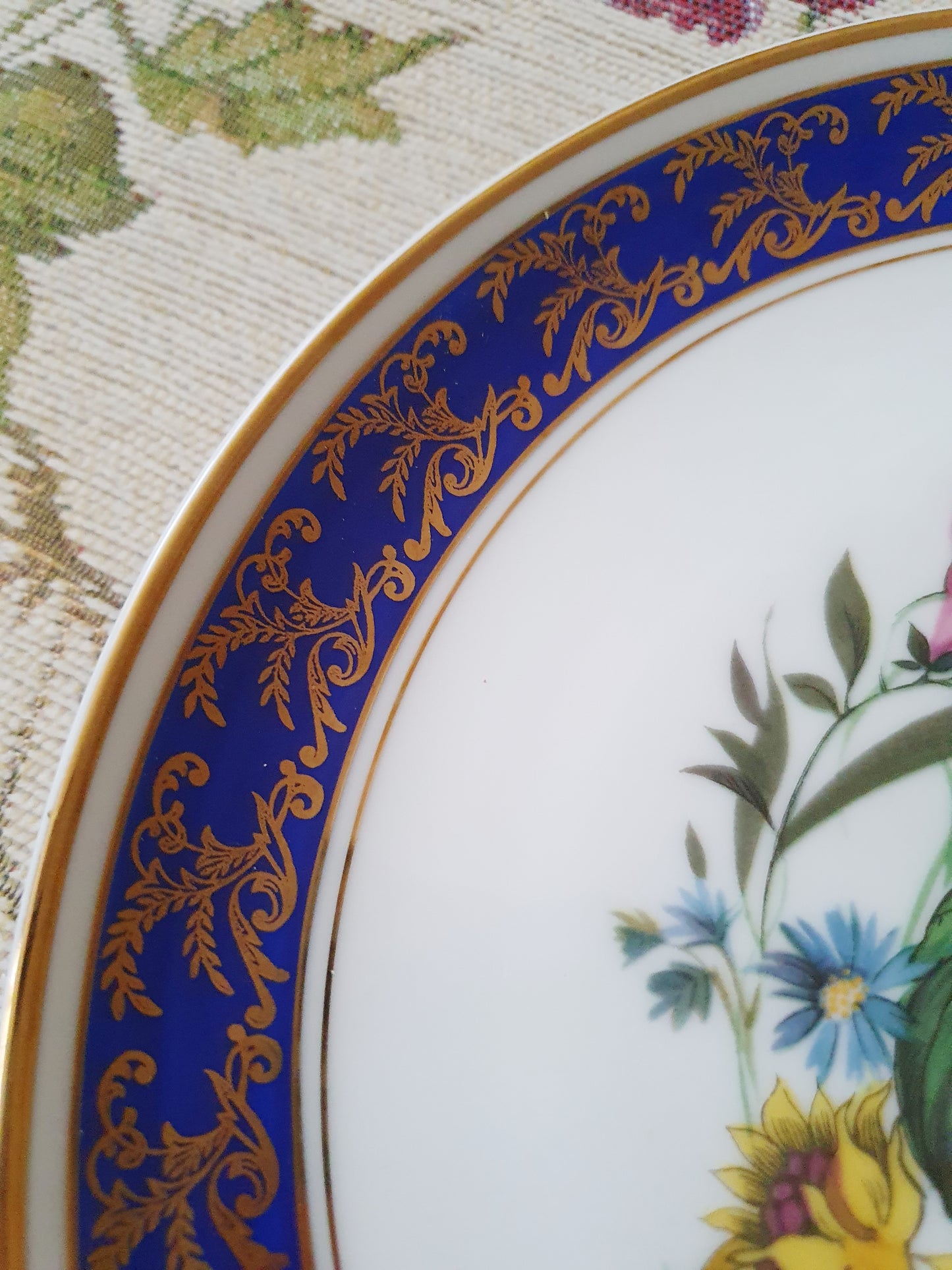 Authentic Vintage Eschenbach Bavaria Wall Plate