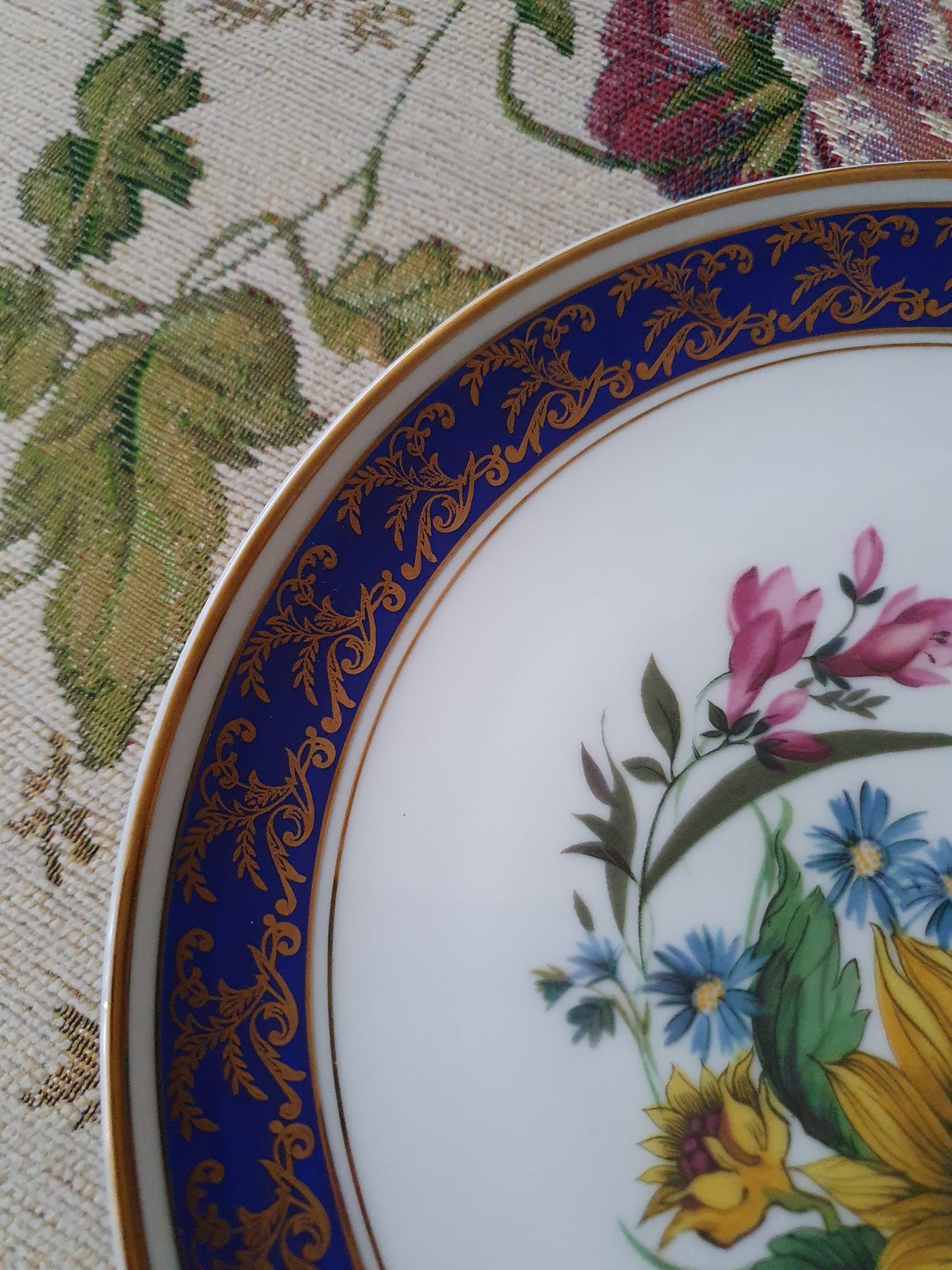 Authentic Vintage Eschenbach Bavaria Wall Plate