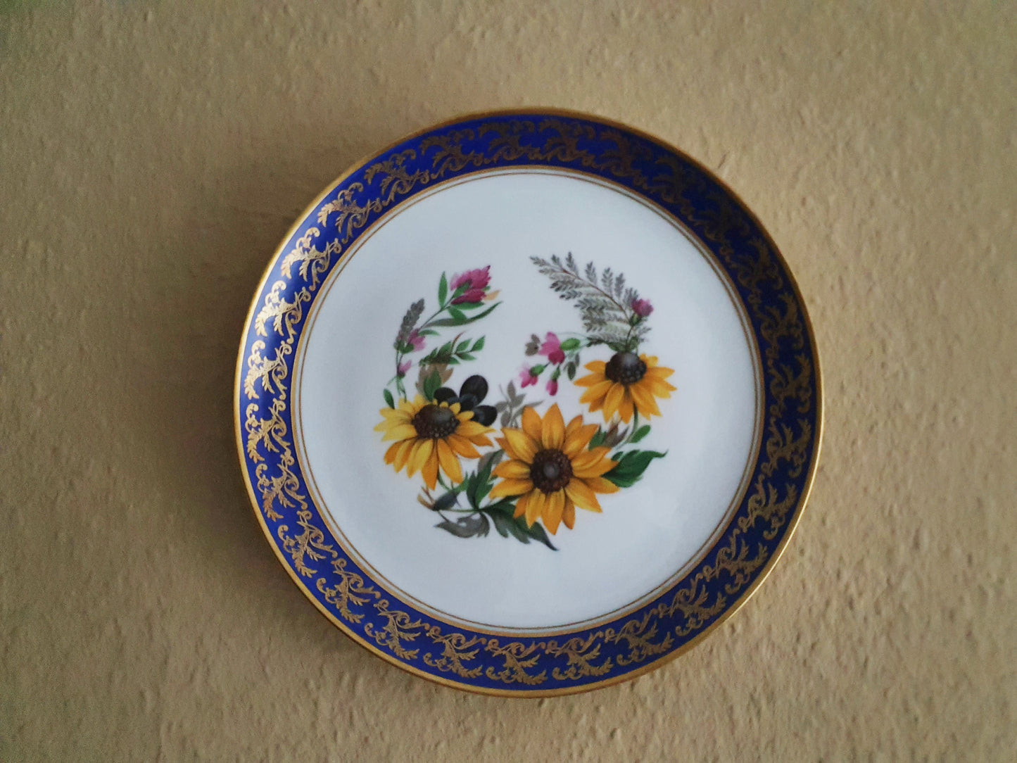 Authentic Vintage Eschenbach Bavaria Wall Plate
