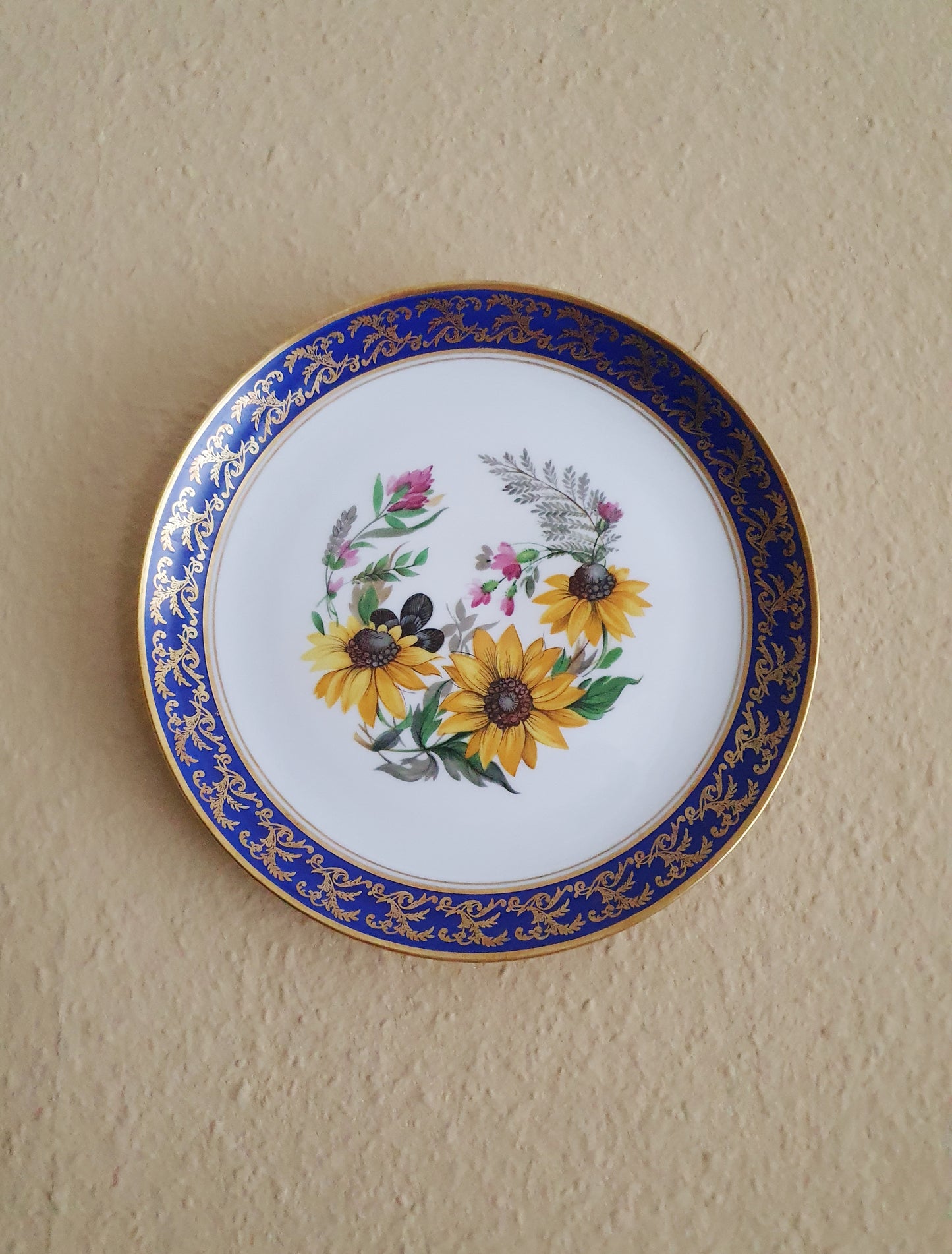 Authentic Vintage Eschenbach Bavaria Wall Plate
