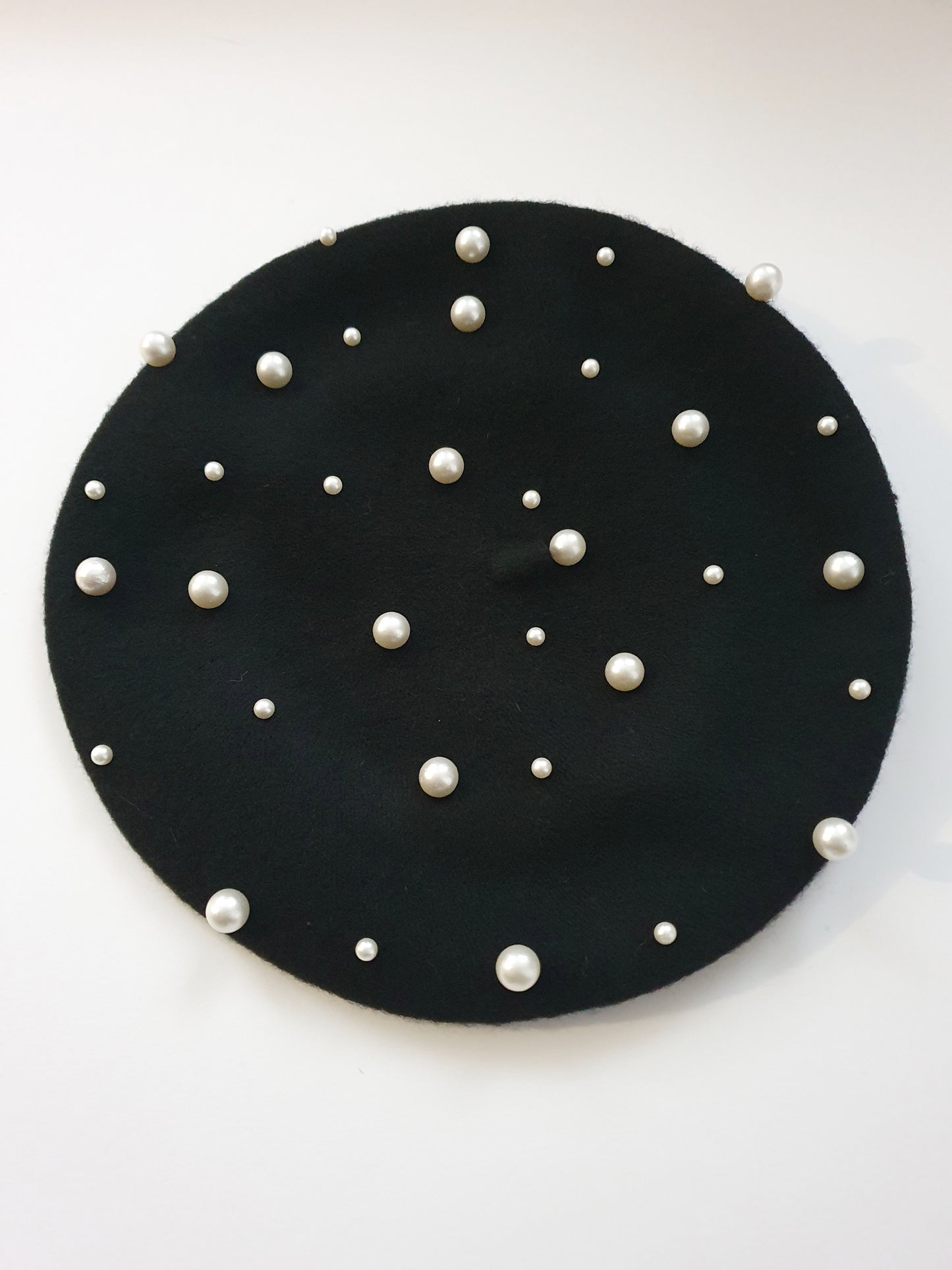The La Perle Beret - Black