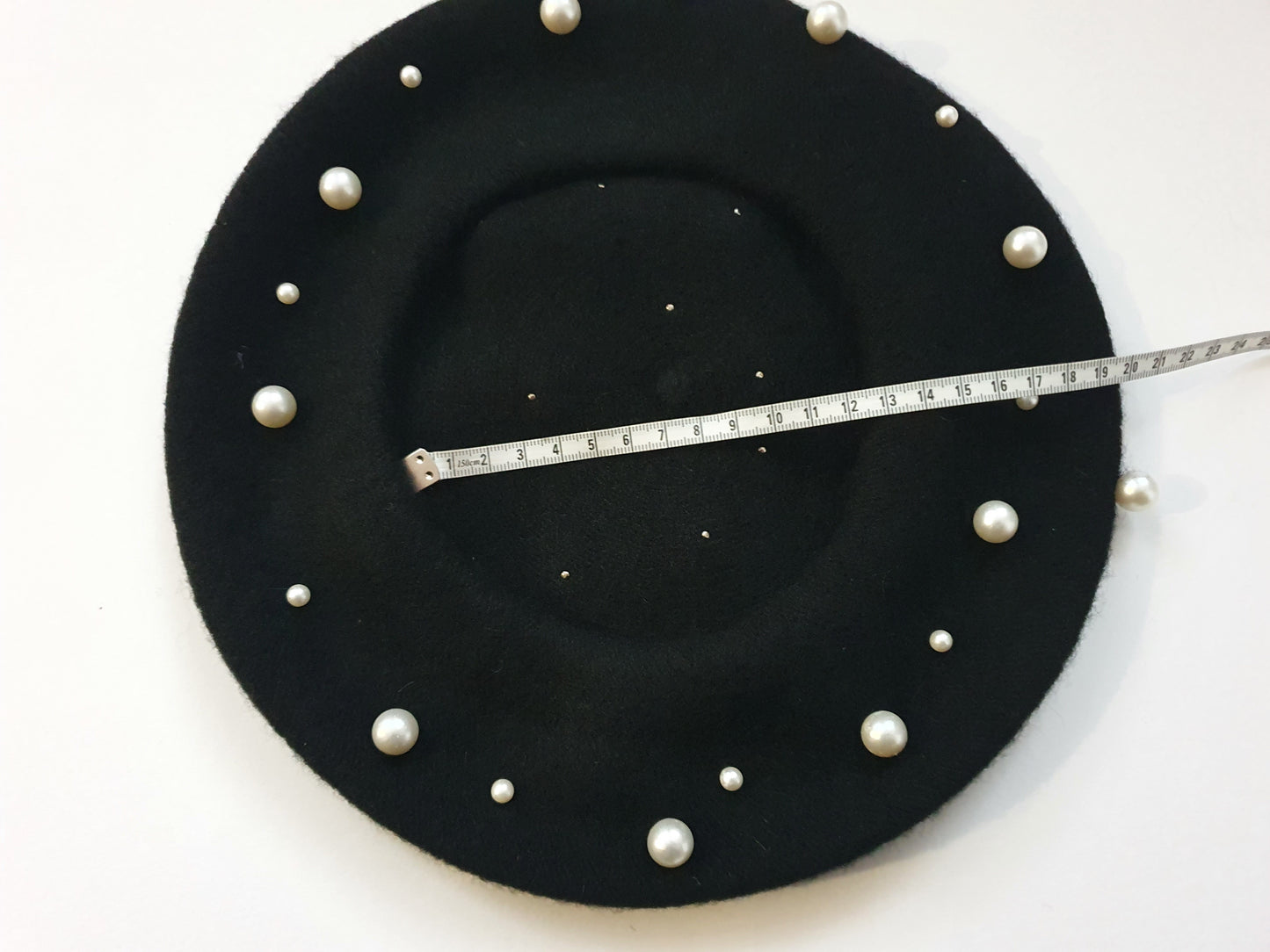The La Perle Beret - Black
