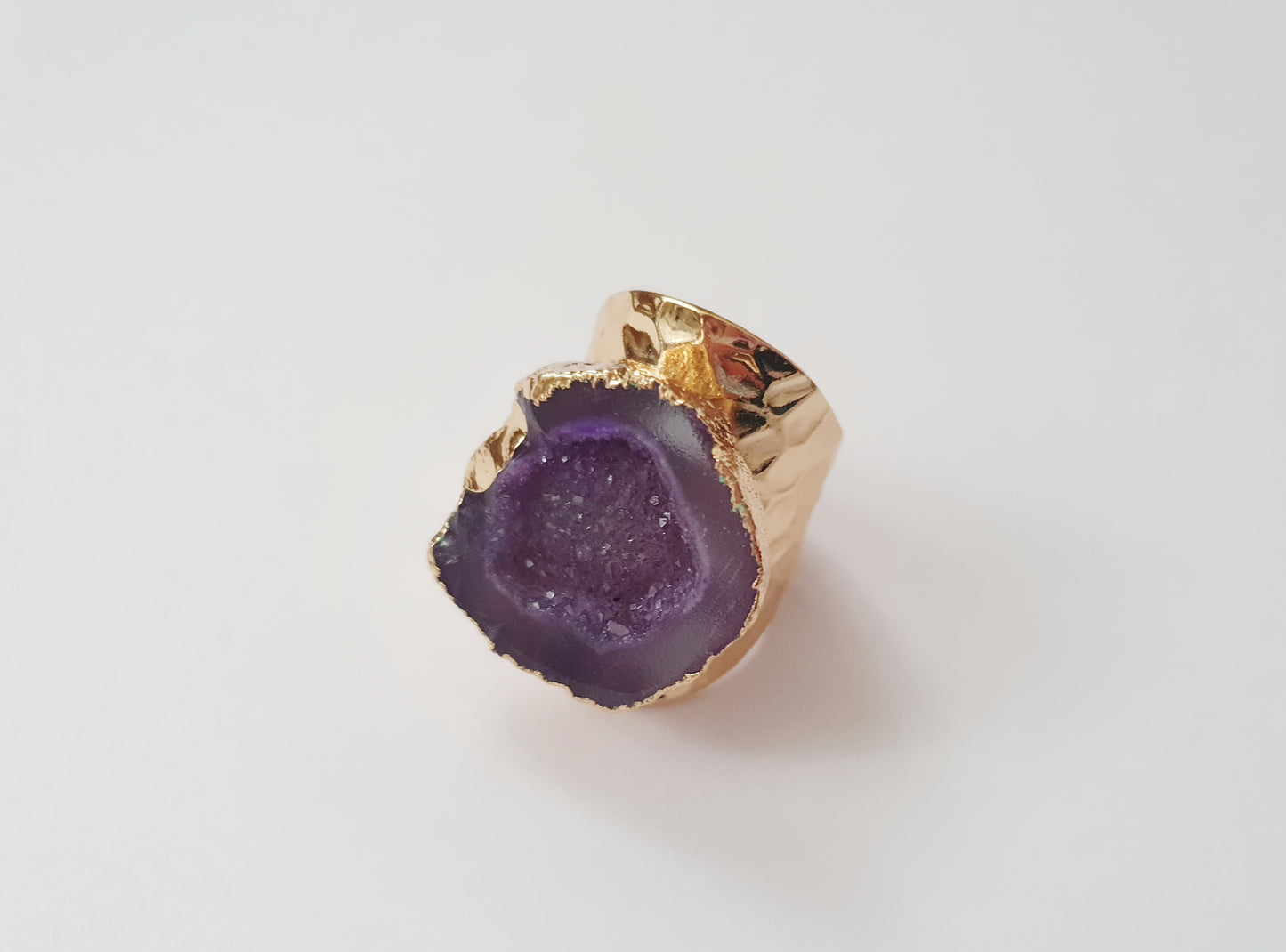 The Luxurious Violet Geode Ring
