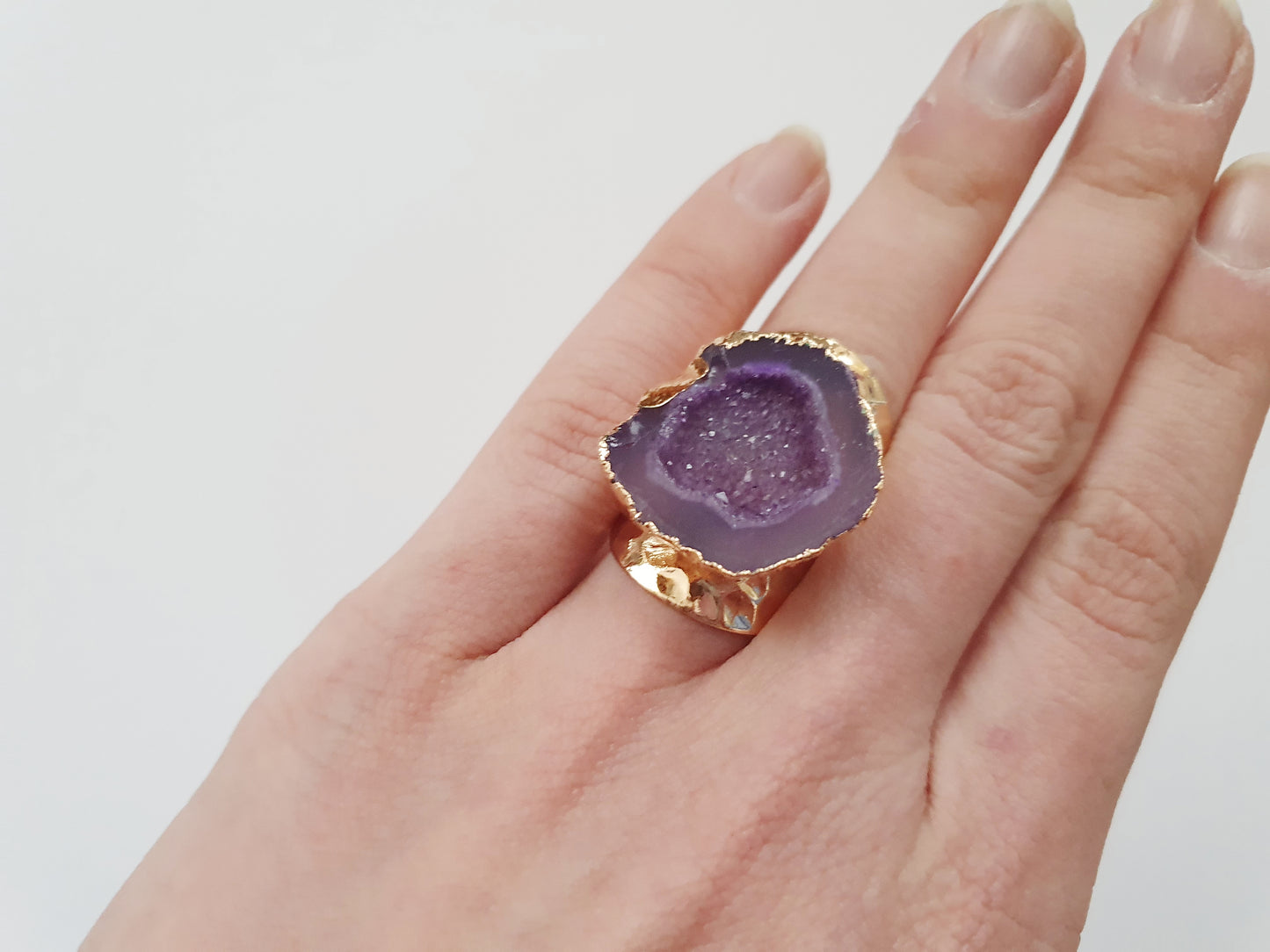 The Luxurious Violet Geode Ring