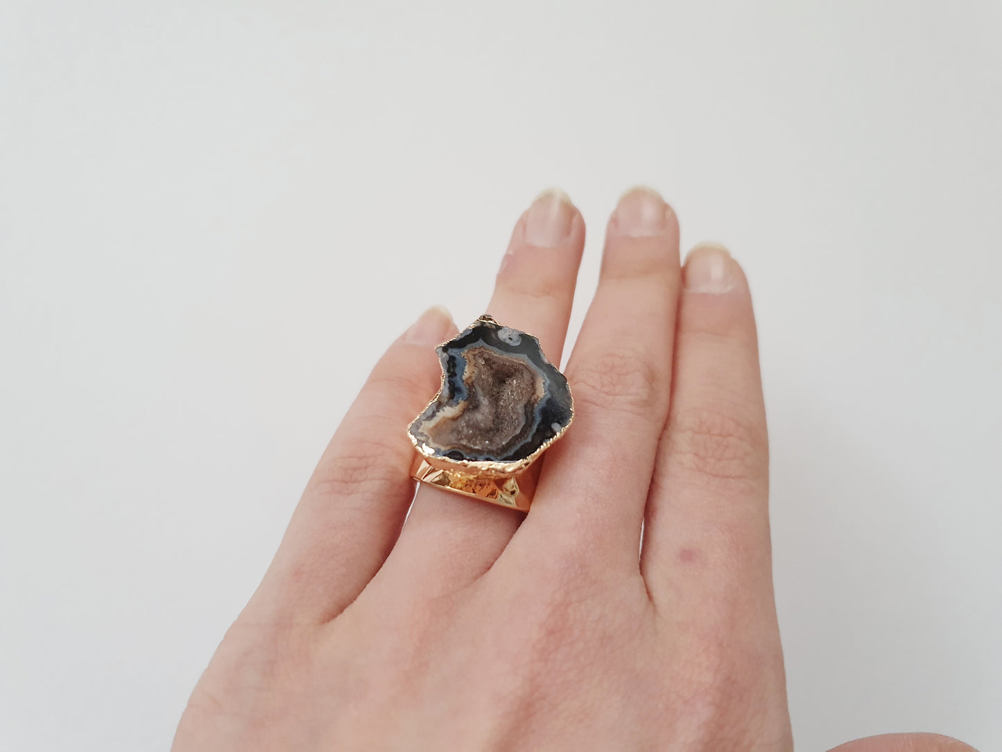 The Luxurious Black Ring