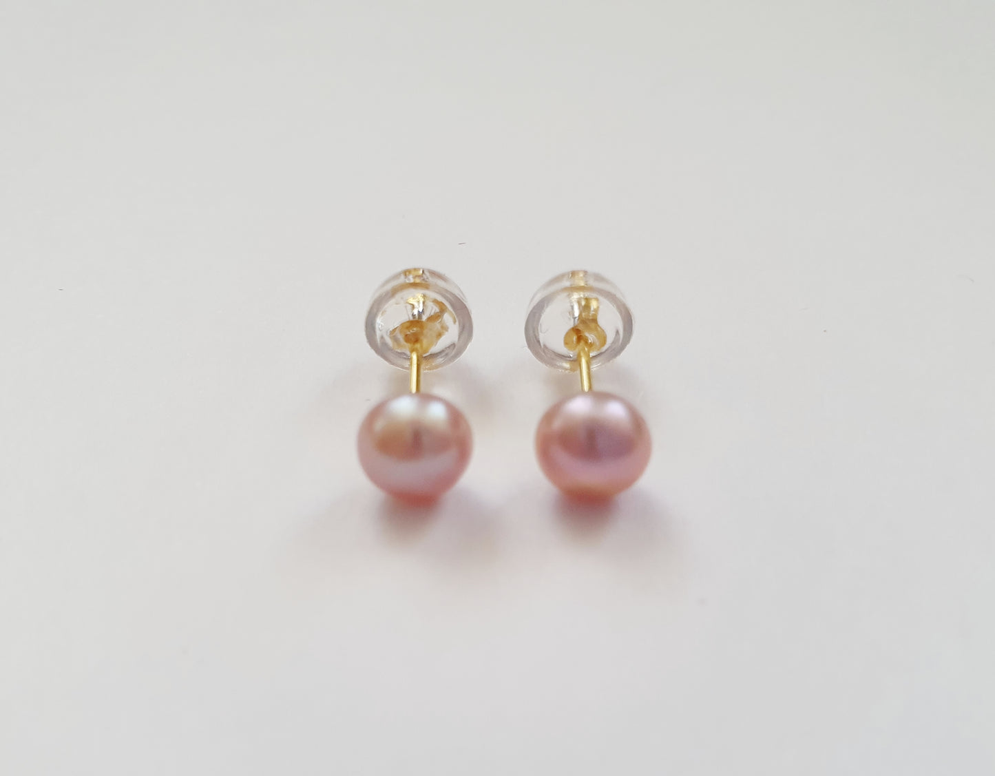 The Élégance Pearl Ear Studs
