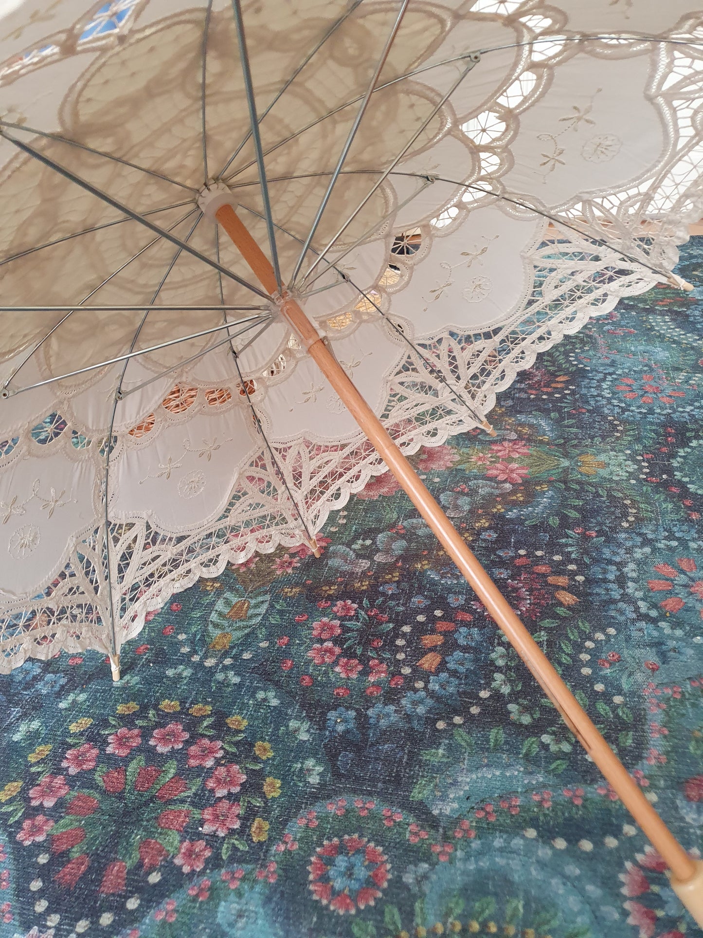The Victorian Bride Lace Parasol