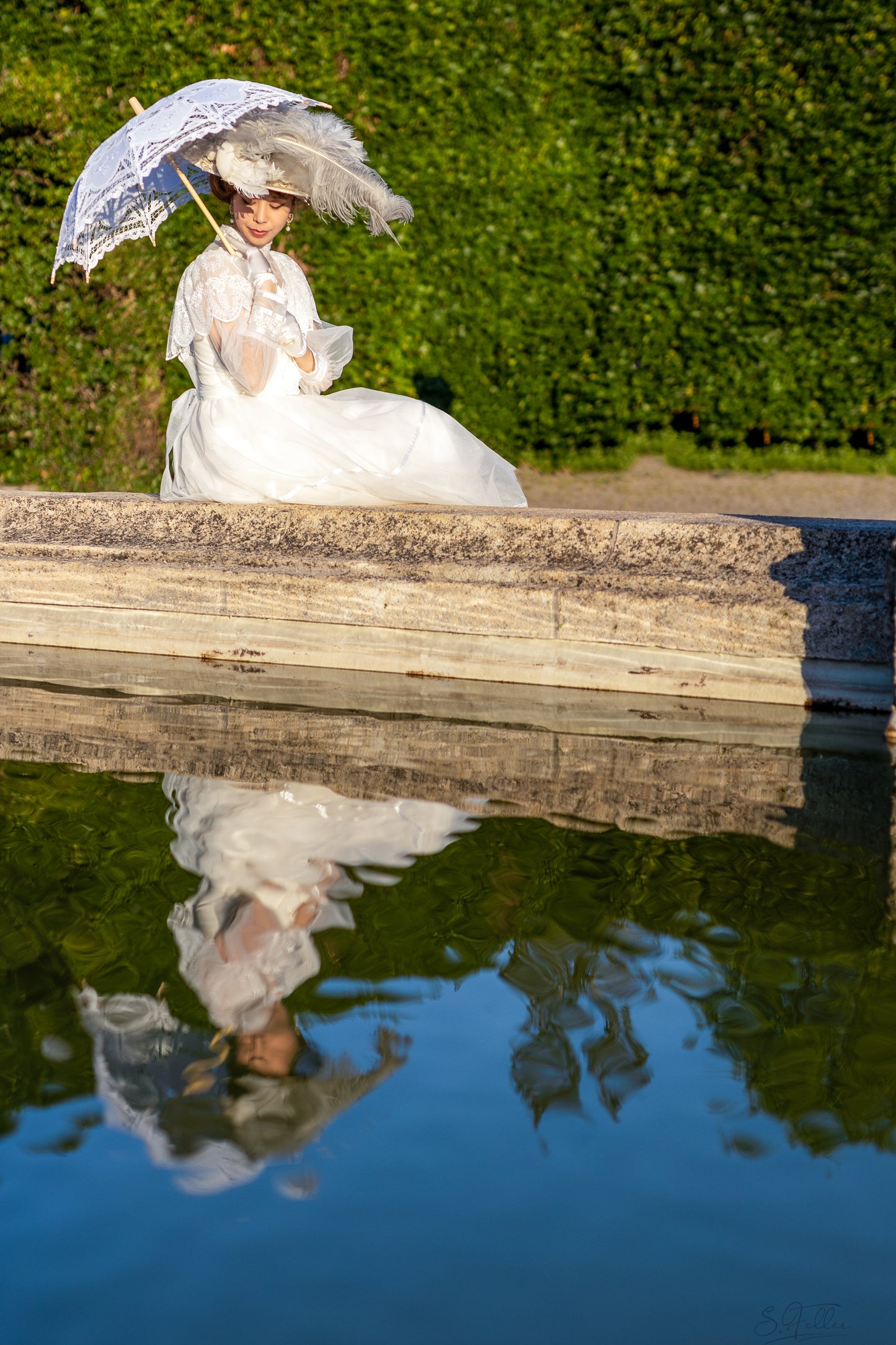 The Victorian Bride Lace Parasol