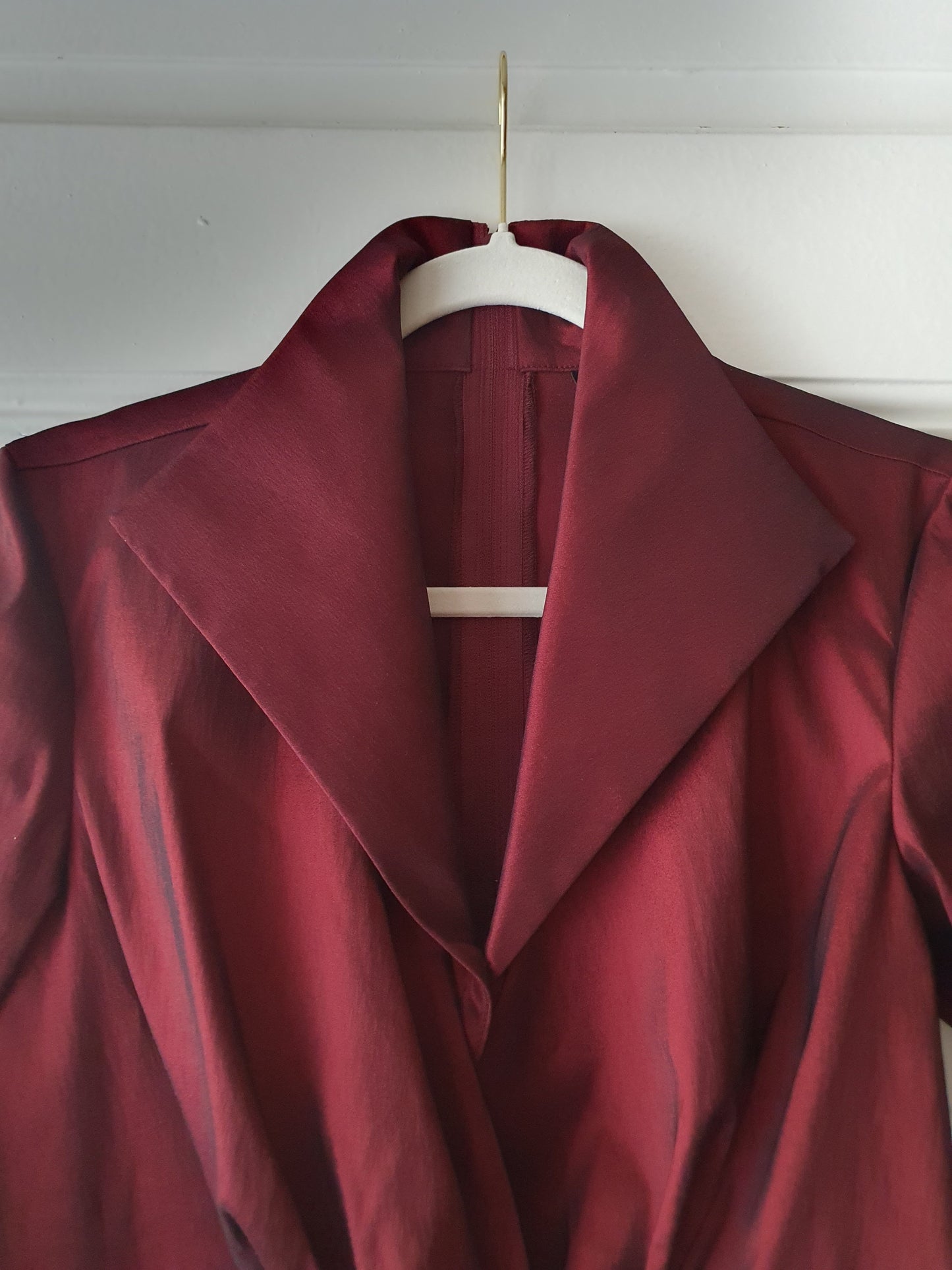 Authentic Vintage Tadashi Shoji Blouse In Burgundy Red in Size S