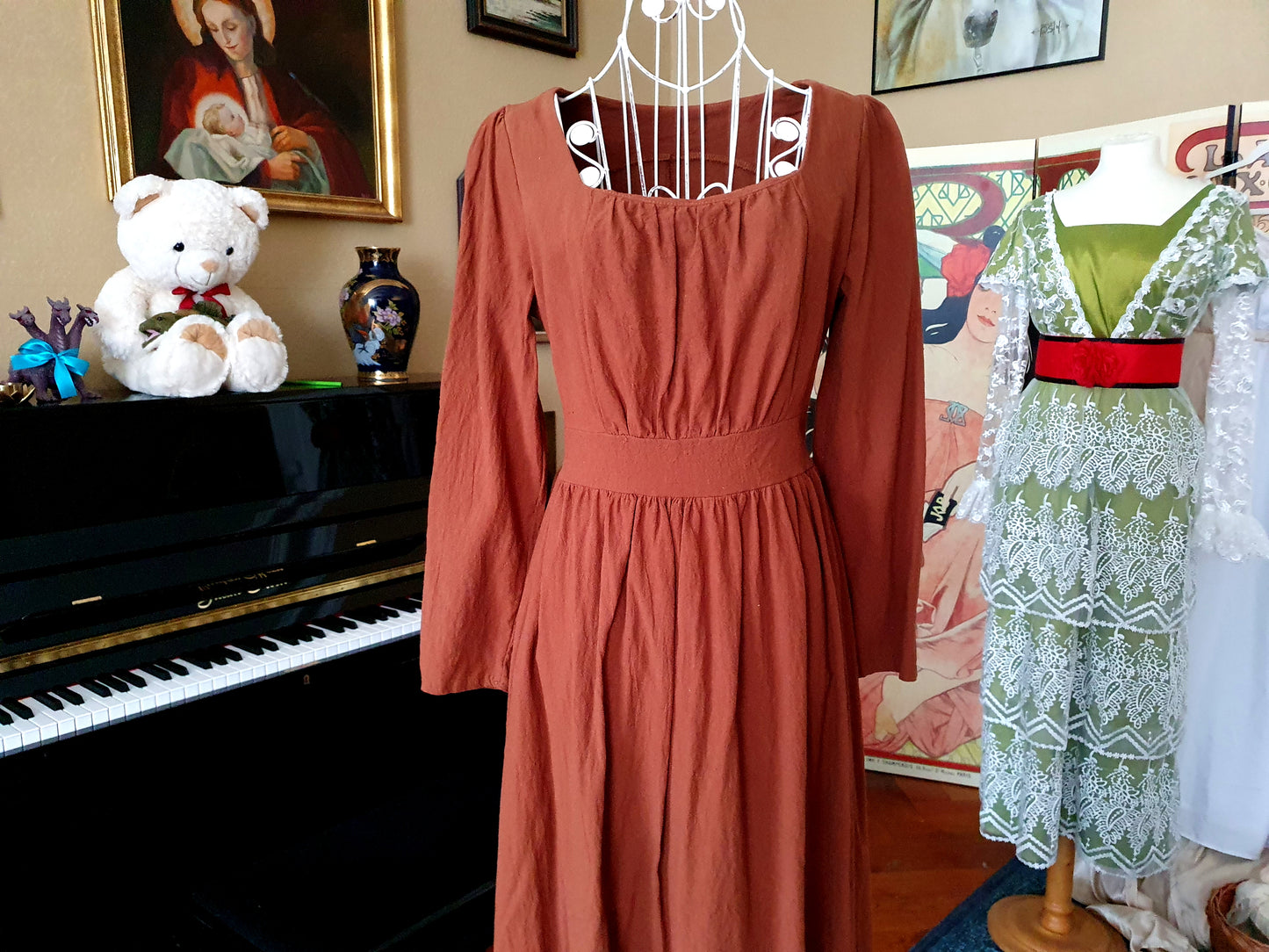 The Elizabeth Dress - Size XS