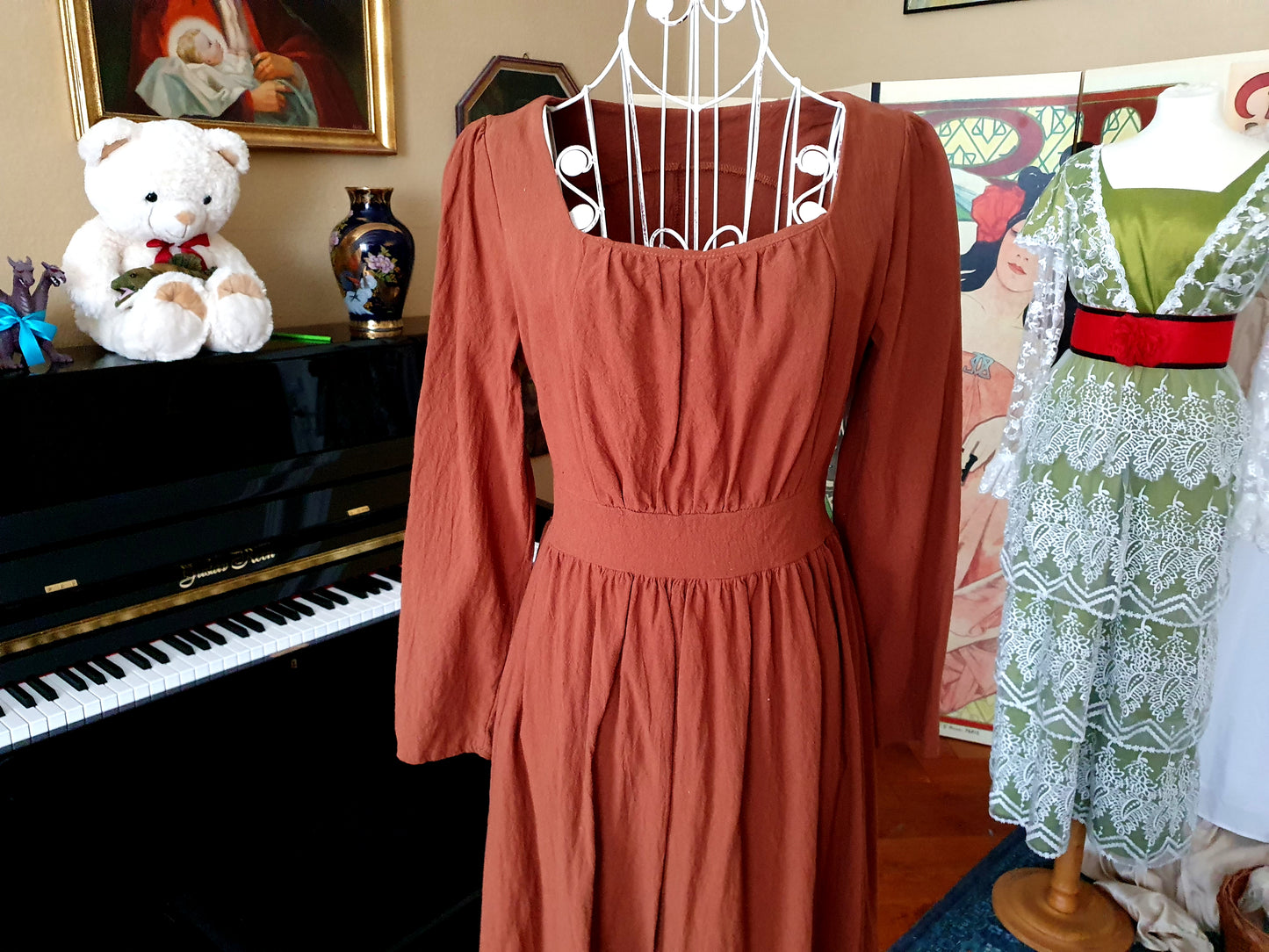 The Elizabeth Dress - Size XS