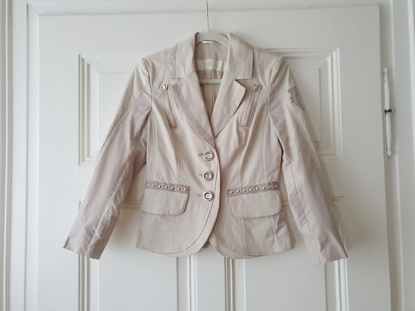 Authentic Vintage Blazer by Airfield in Size S in Taupe