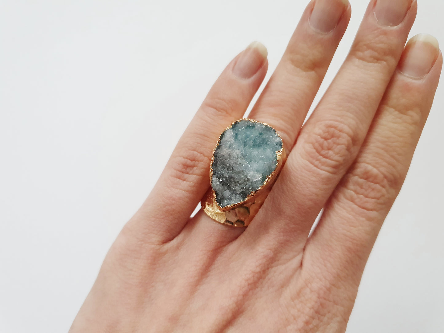 The Luxurious Bleu Pétrole Druzy Ring