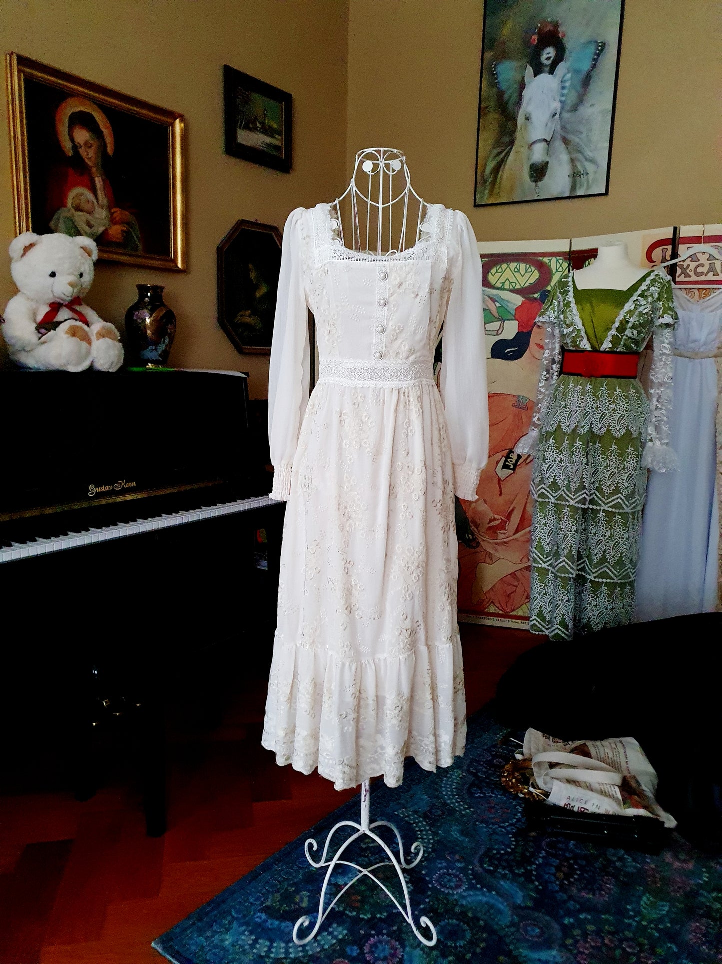 The Long-sleeved Leyna Dress