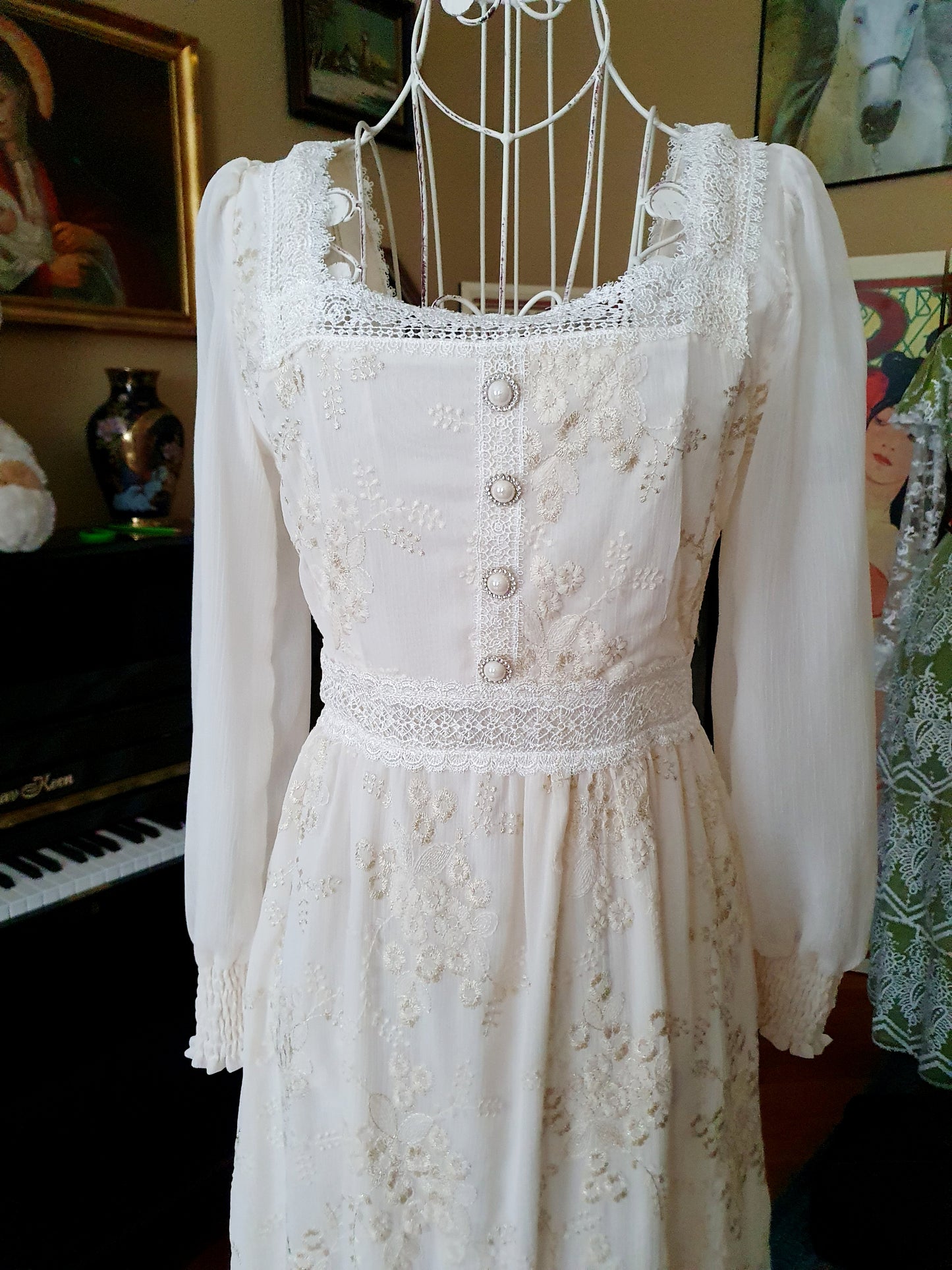 The Long-sleeved Leyna Dress