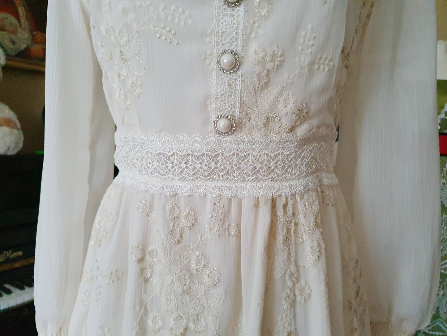 The Long-sleeved Leyna Dress