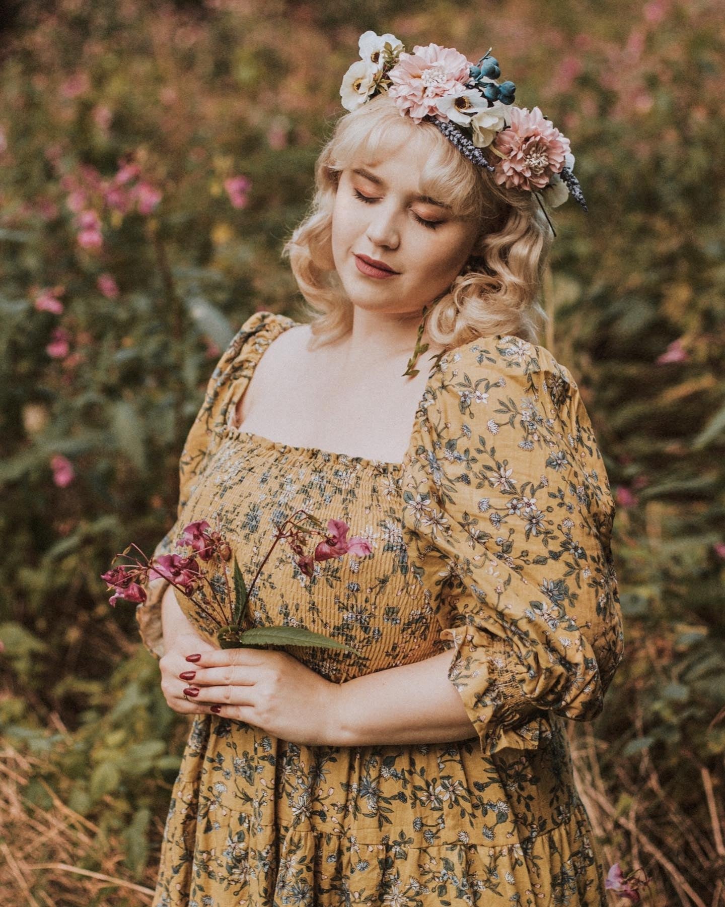 The Joanna Newsom Flower Crown