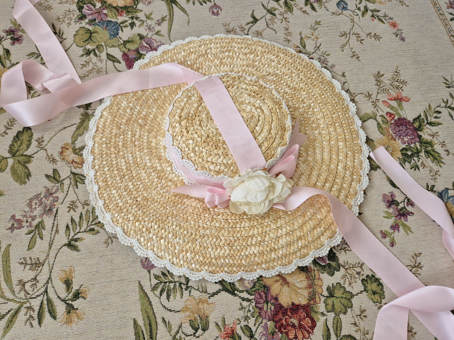 The Rose Dream Bonnet in Pink