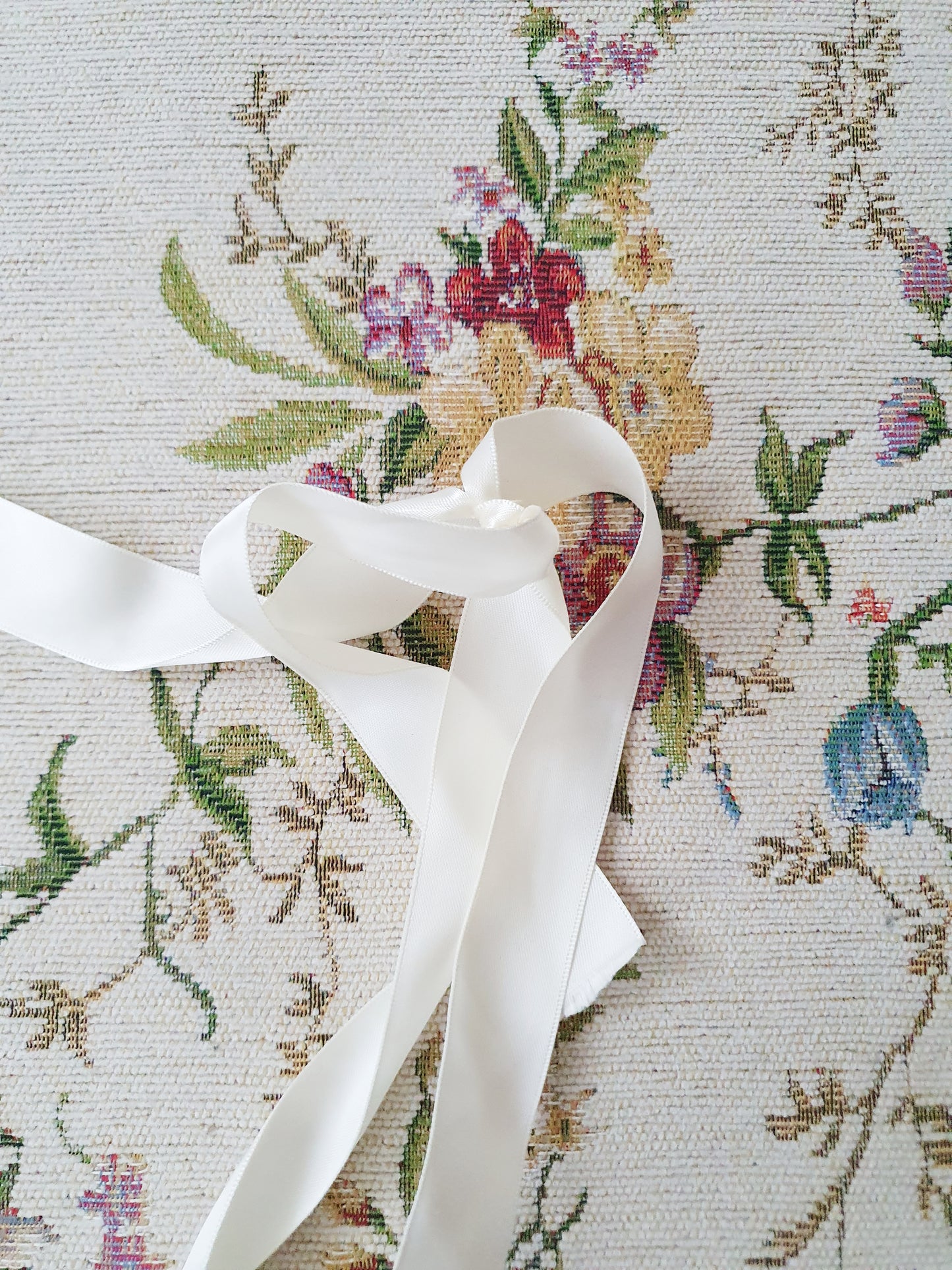 The Reticule Bag In White