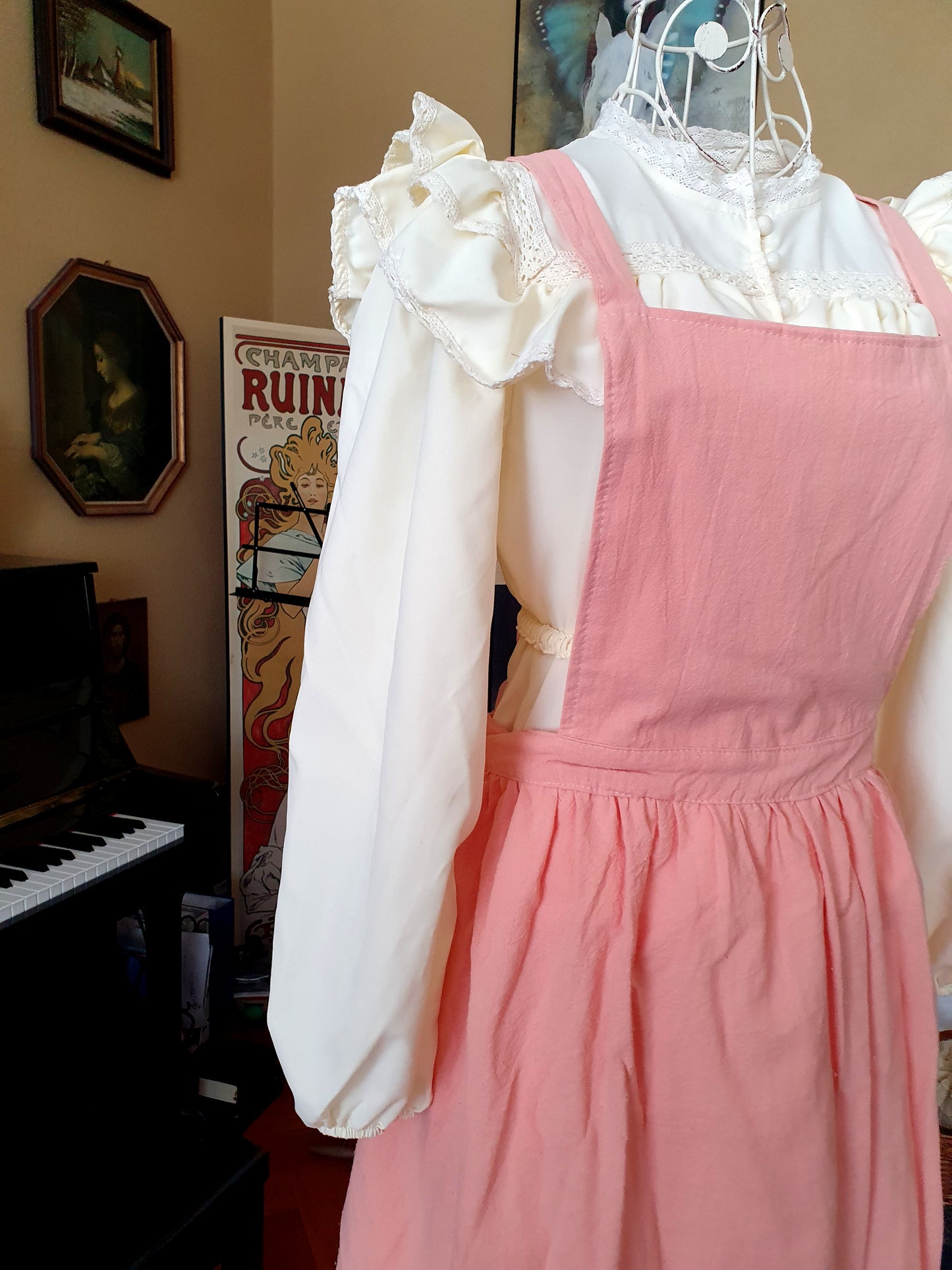 The Darling Apron In Light Pink - One Size