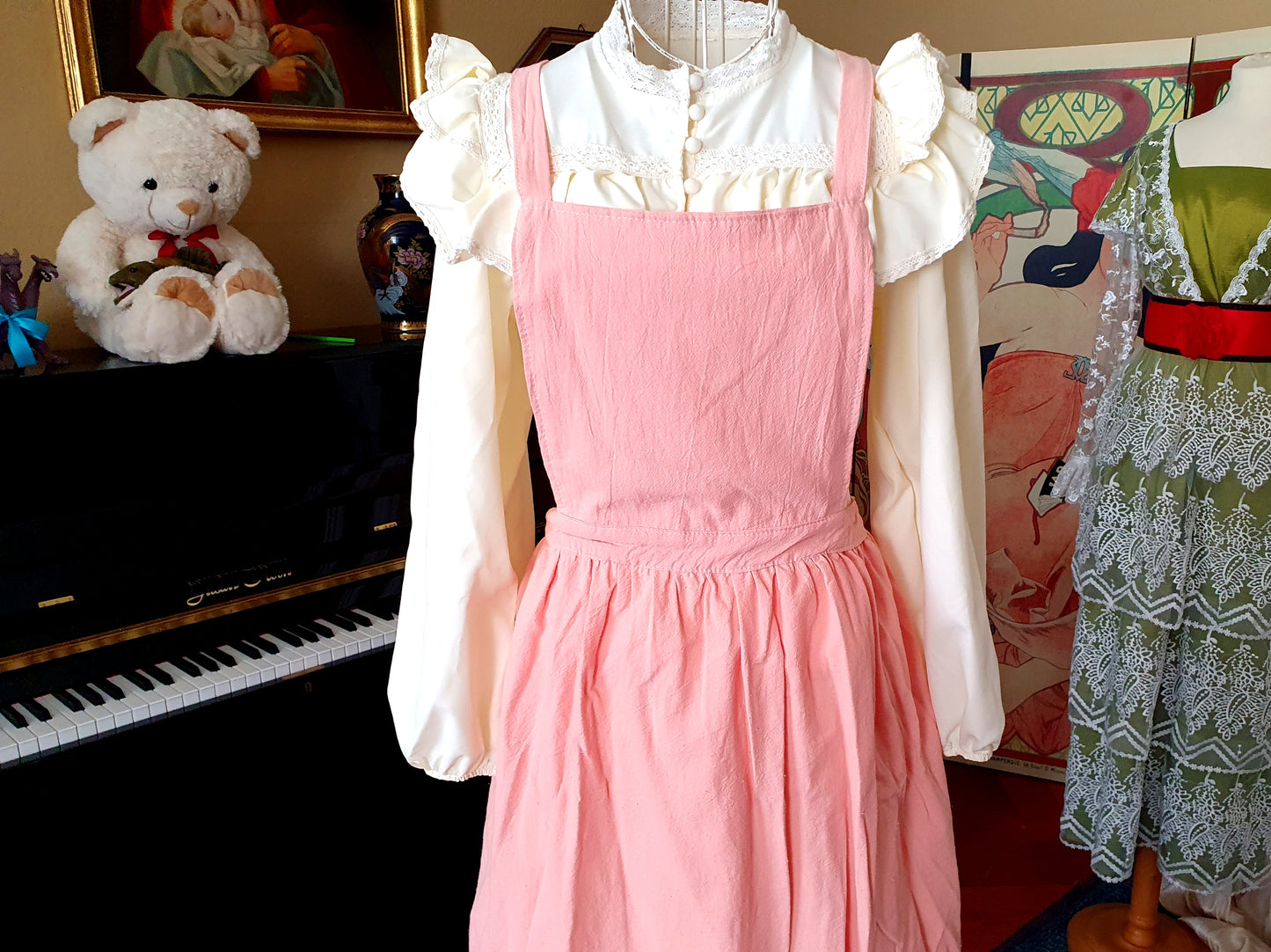 The Darling Apron In Light Pink - One Size