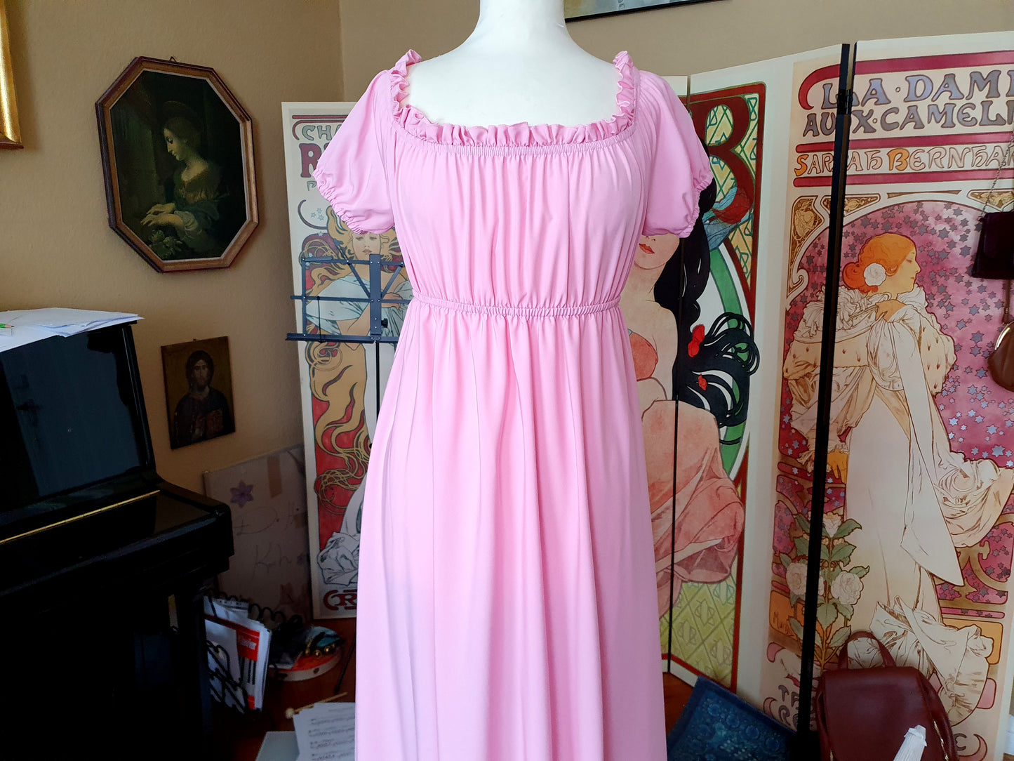 The Regency Rose Gown - Size XS