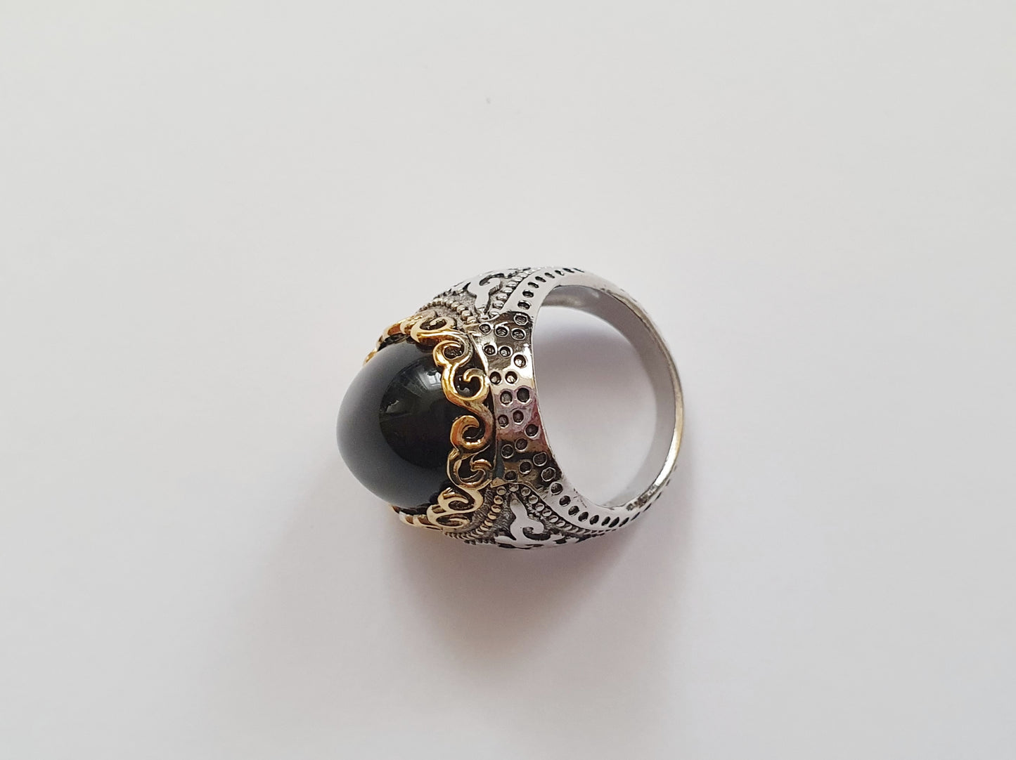 The Mystic Obsidian Ring
