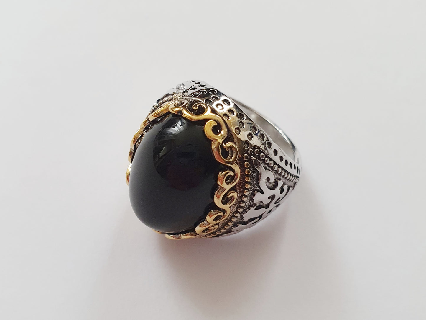 The Mystic Obsidian Ring