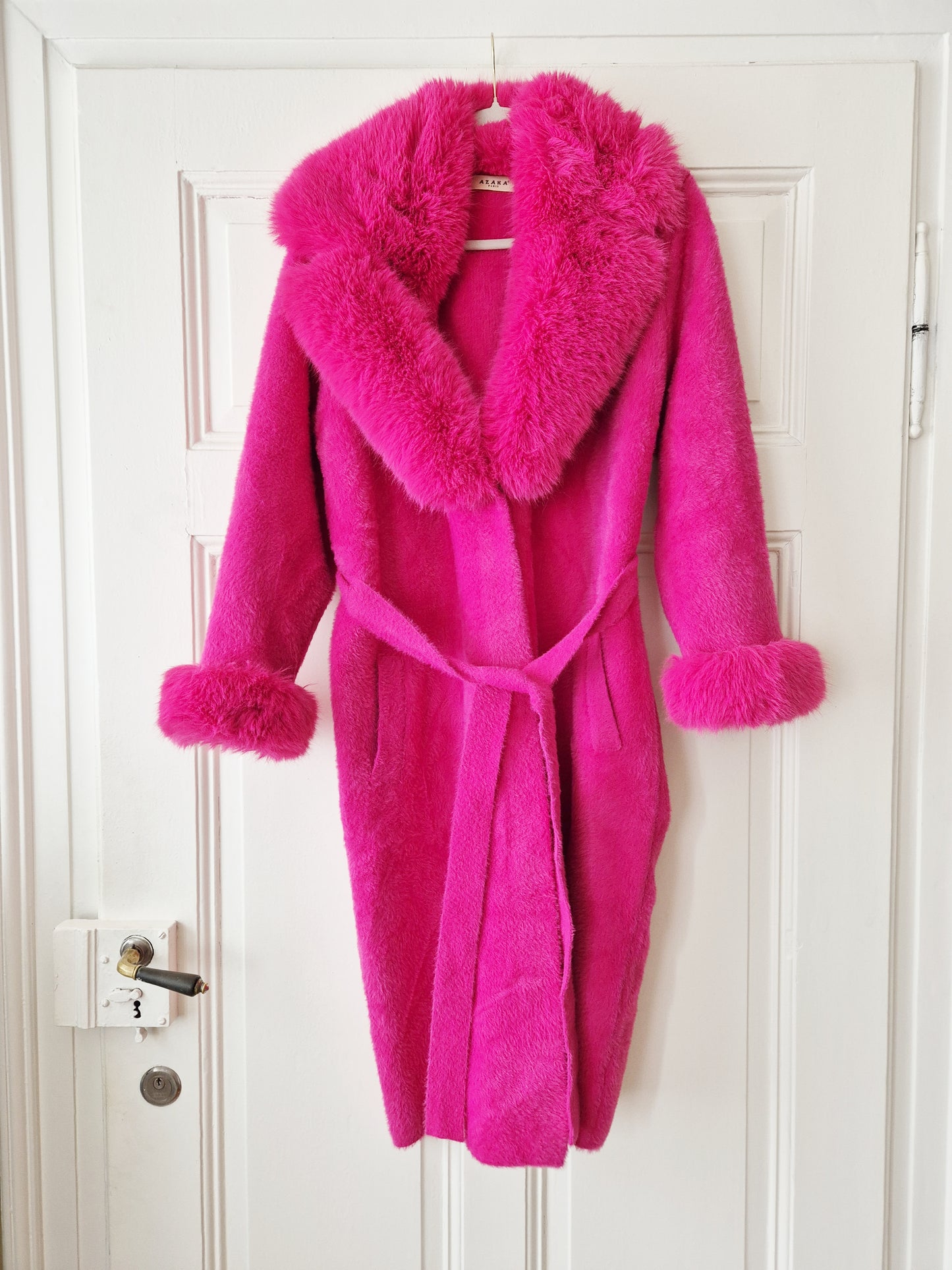 Authentic Vintage Pink Wool Coat with Fur Collar In Size S/M