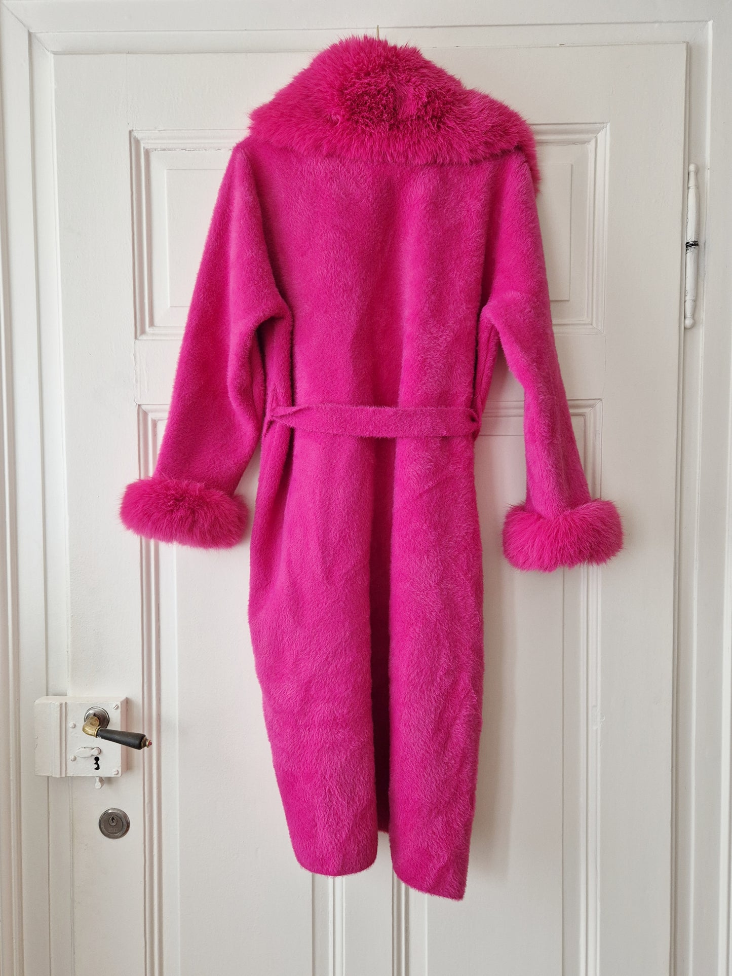 Authentic Vintage Pink Wool Coat with Fur Collar In Size S/M