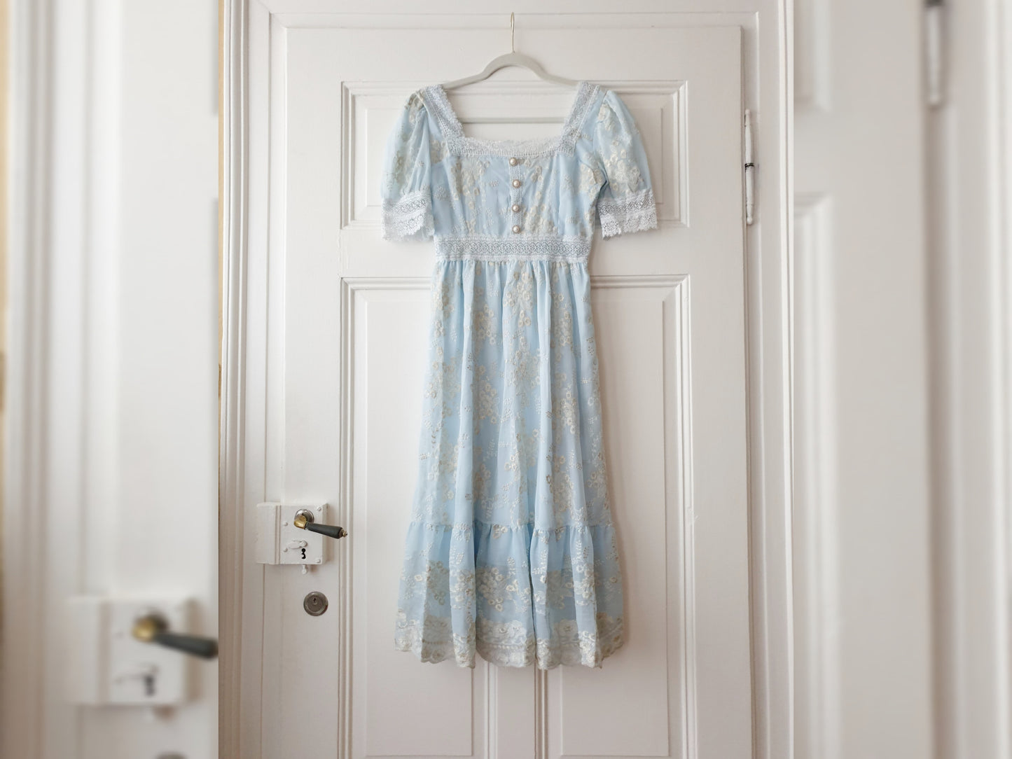 The Short-sleeved Ariel Dress