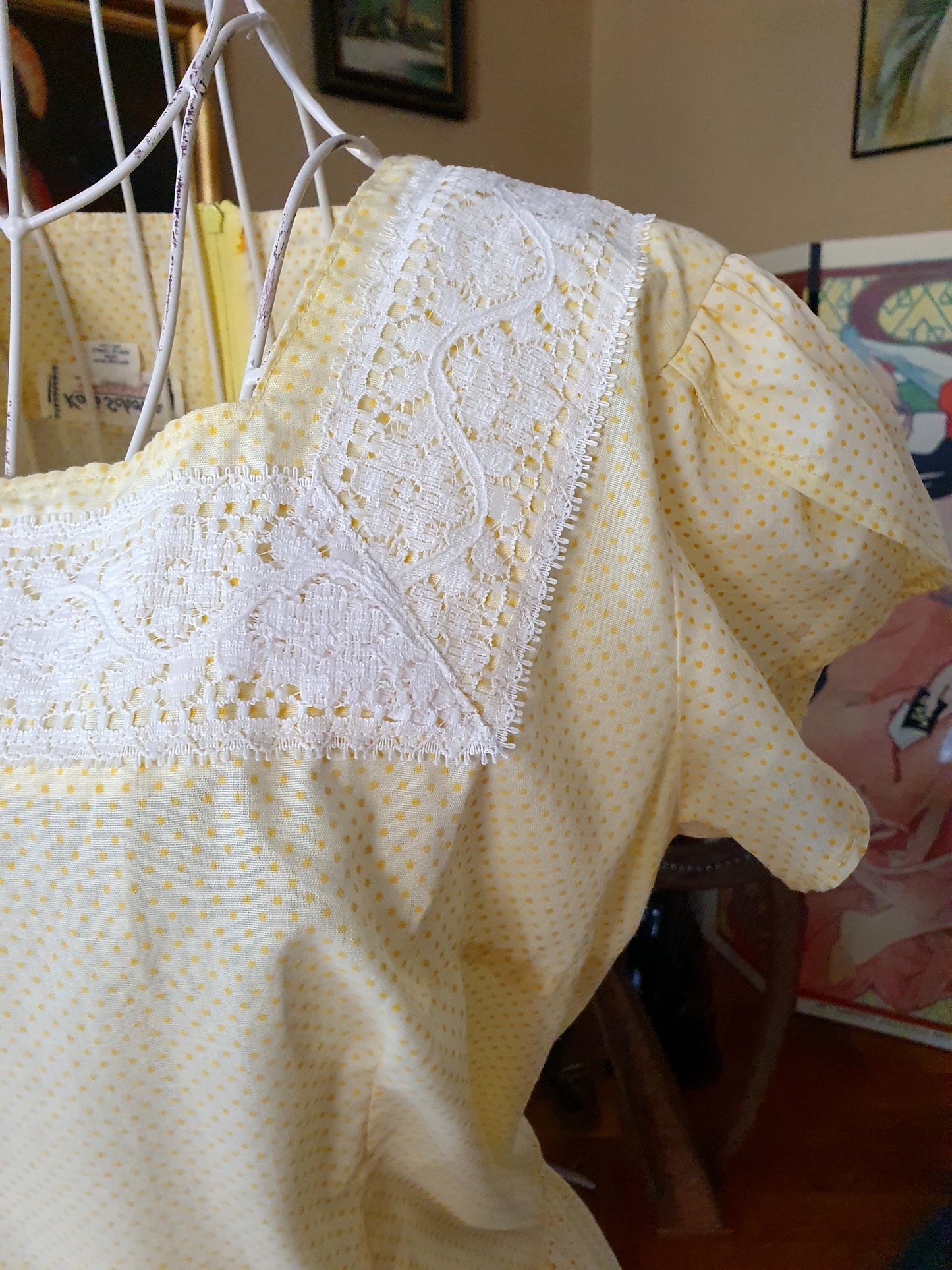 Authentic Vintage 1950s Cocktail Dress in Yellow in Size S/M