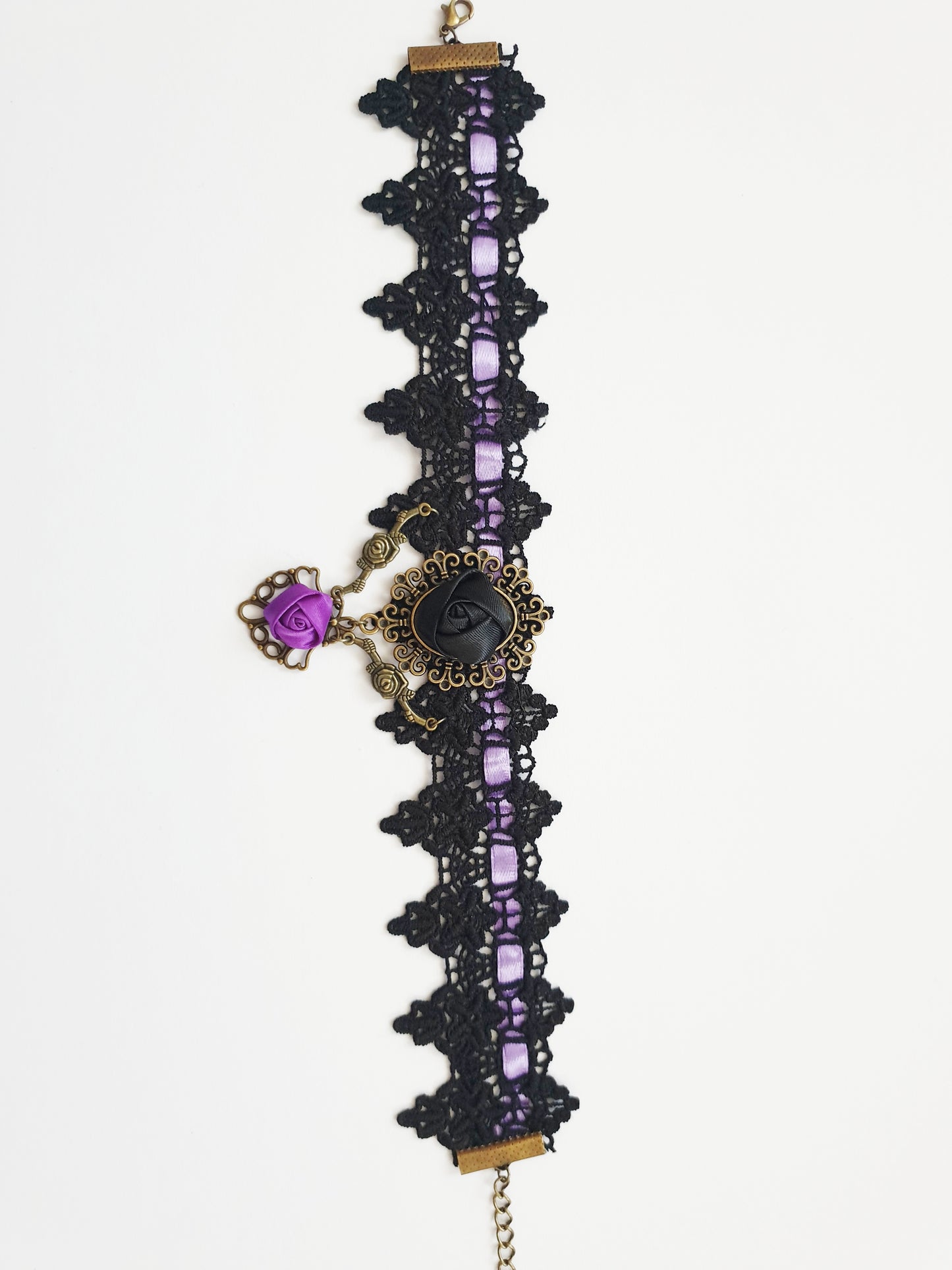 The Victorian Gothic Choker In Purple