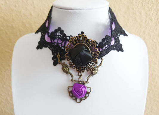 The Victorian Gothic Choker In Purple