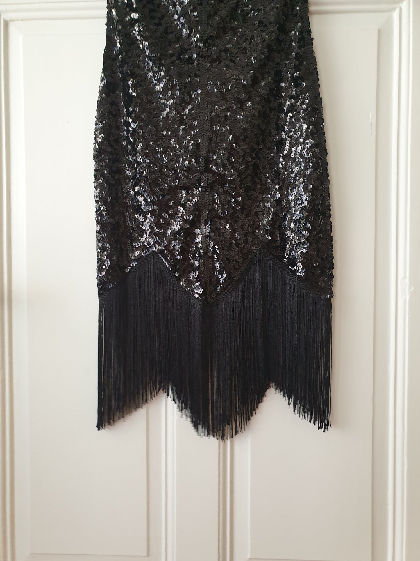 The 20s Flapper Girl Dress in Black