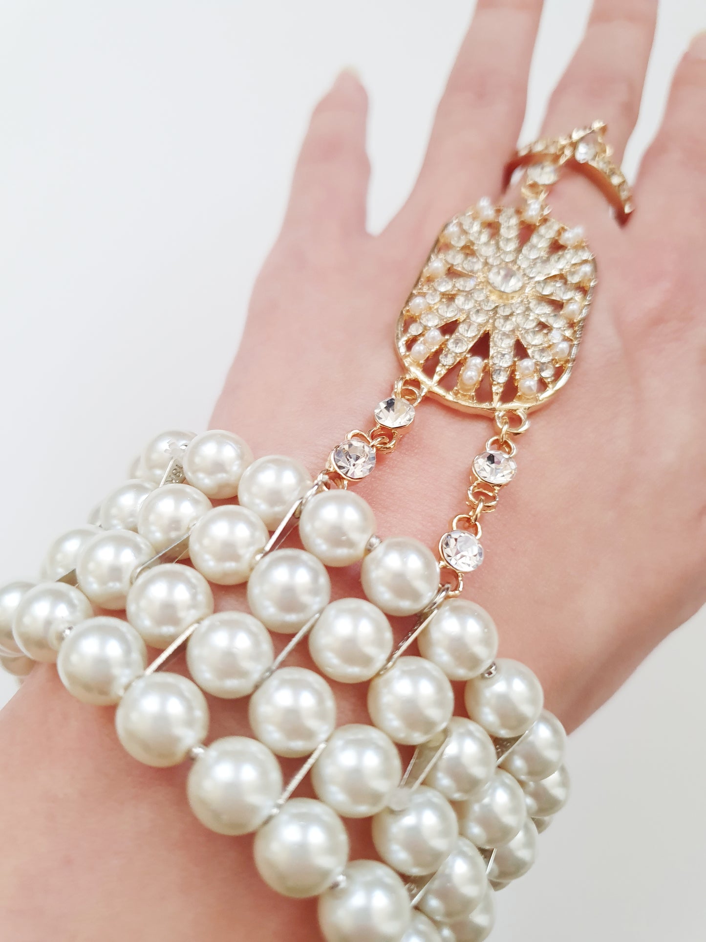 The Flapper Girl Pearl and Crystal Hand Chain