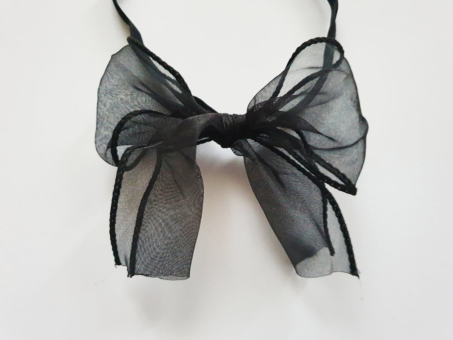 The Ribbon Bows Choker