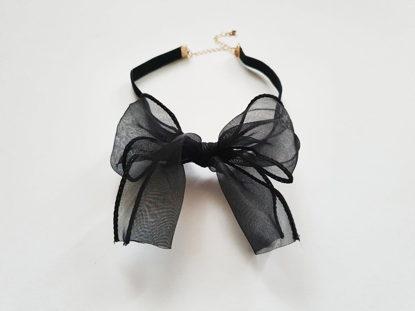 The Ribbon Bows Choker