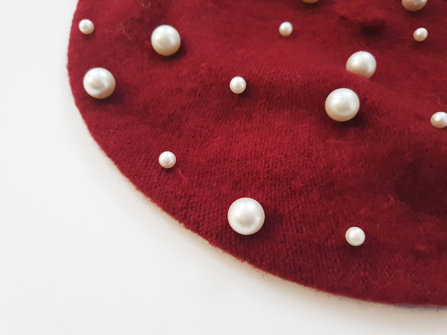 The La Perle Beret - Burgundy Red