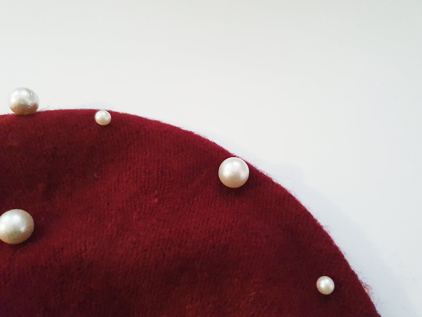 The La Perle Beret - Burgundy Red