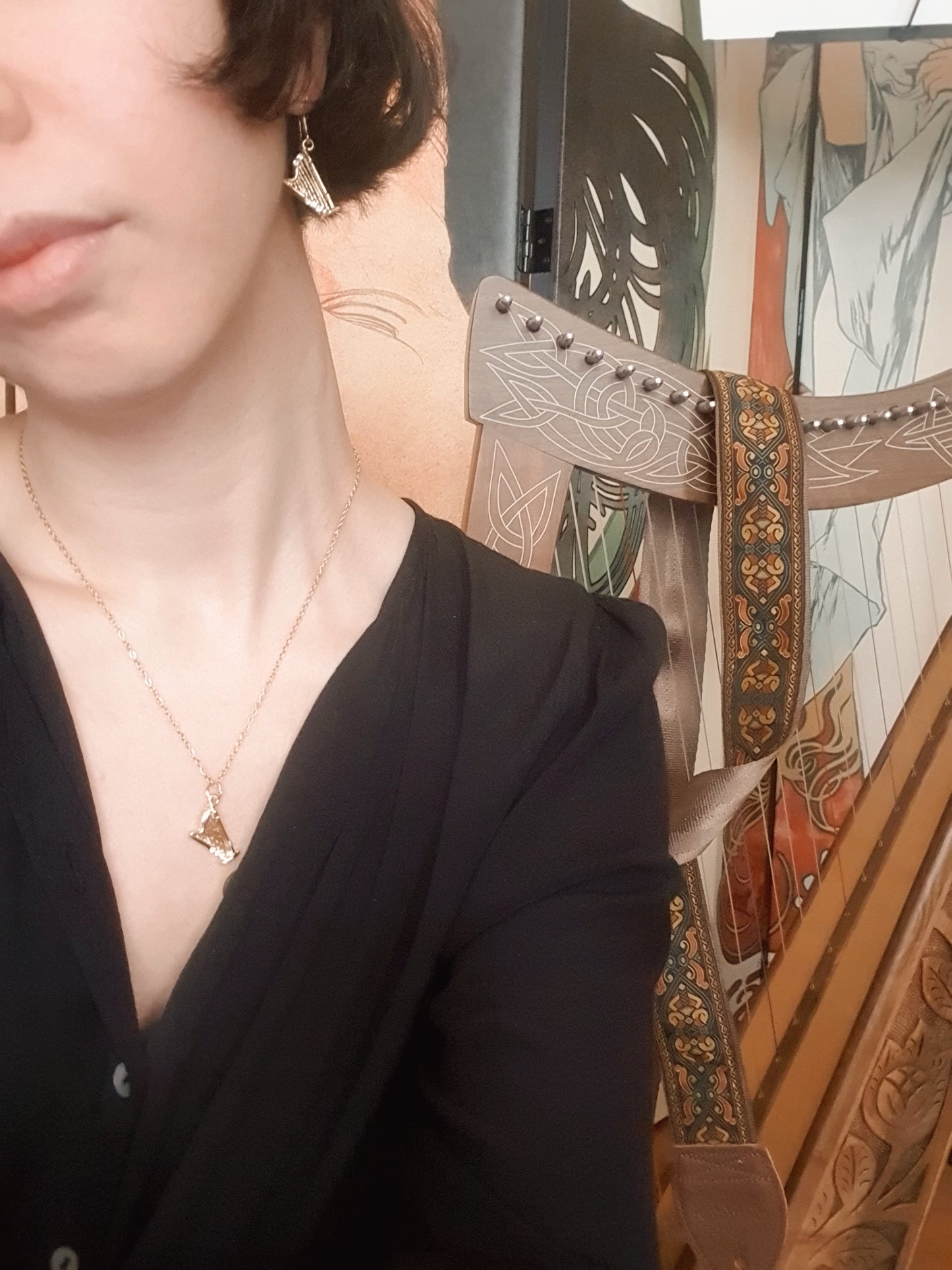 The Golden Angelic Harp Necklace