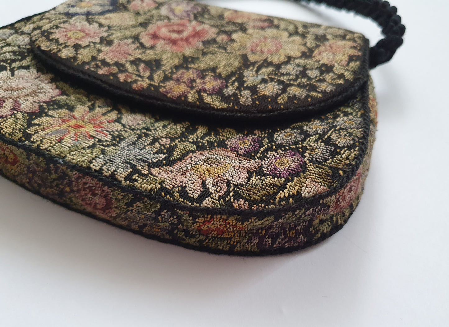 Antique Needlepoint Handbag "Petit Point" from the 1920s