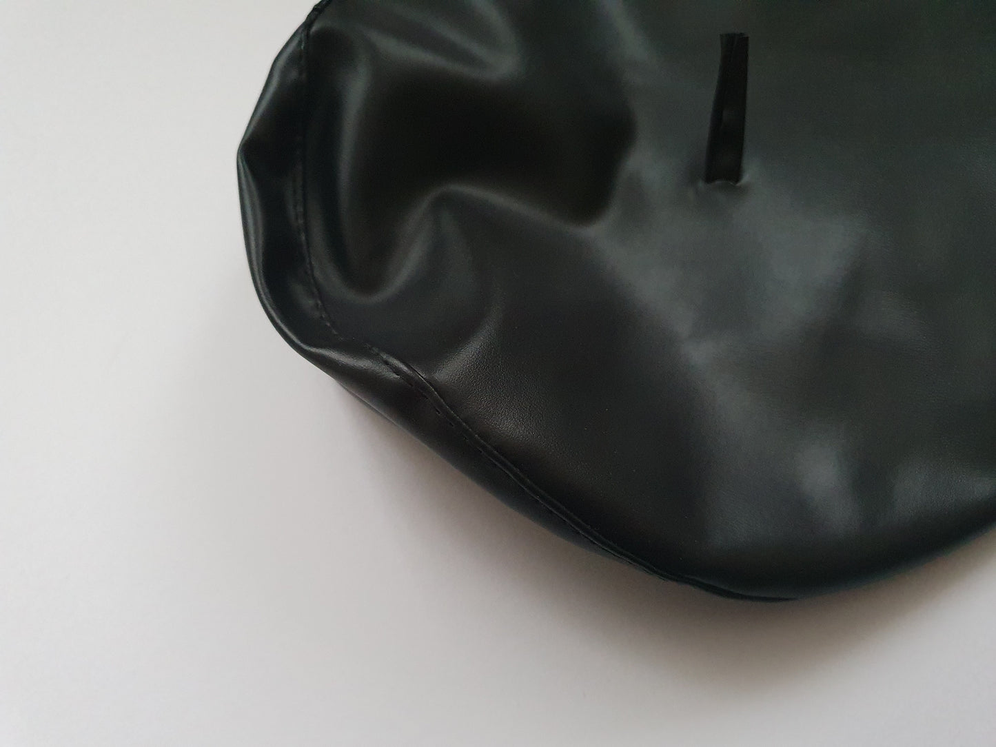 The Blogueuse de Mode Vegan Leather Beret