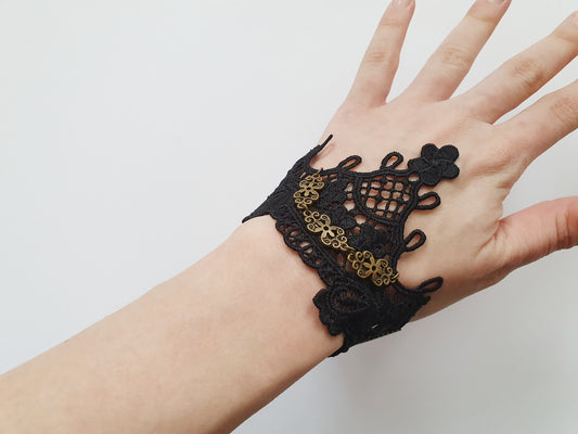 The Gothic Romance Bracelet