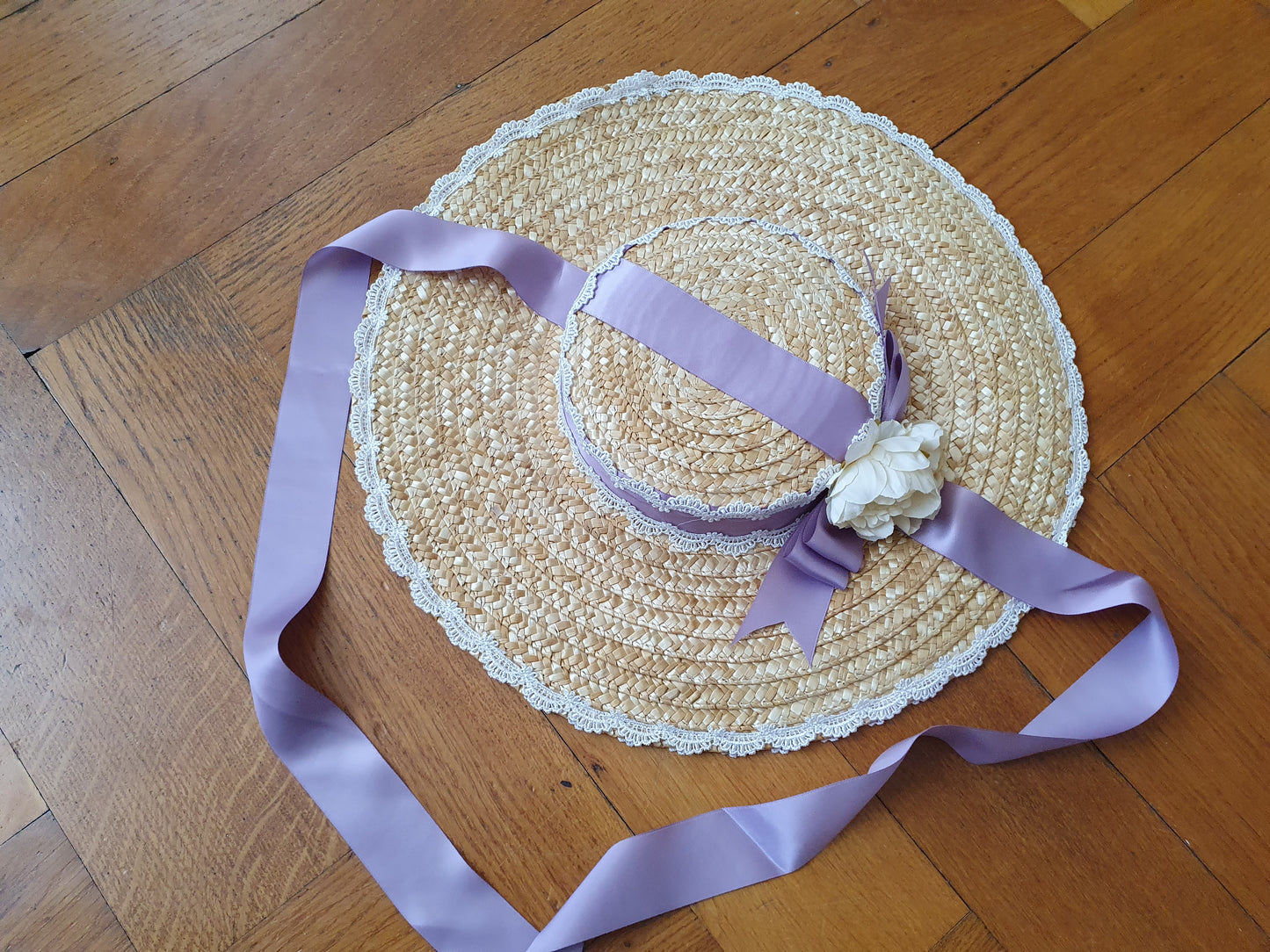 The Rose Dream Bonnet in Lavender